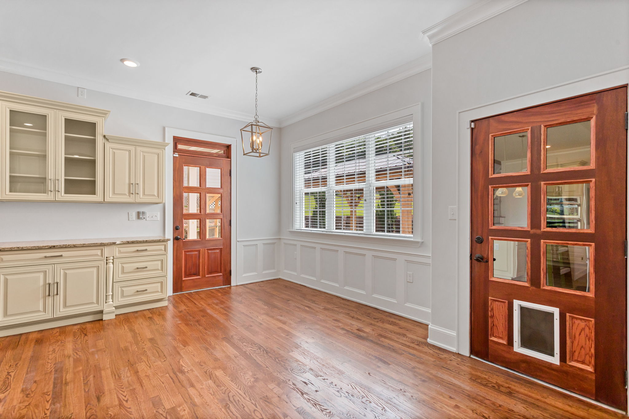  204 Crestwood Drive, Greenville, SC 29609 - 物件實景