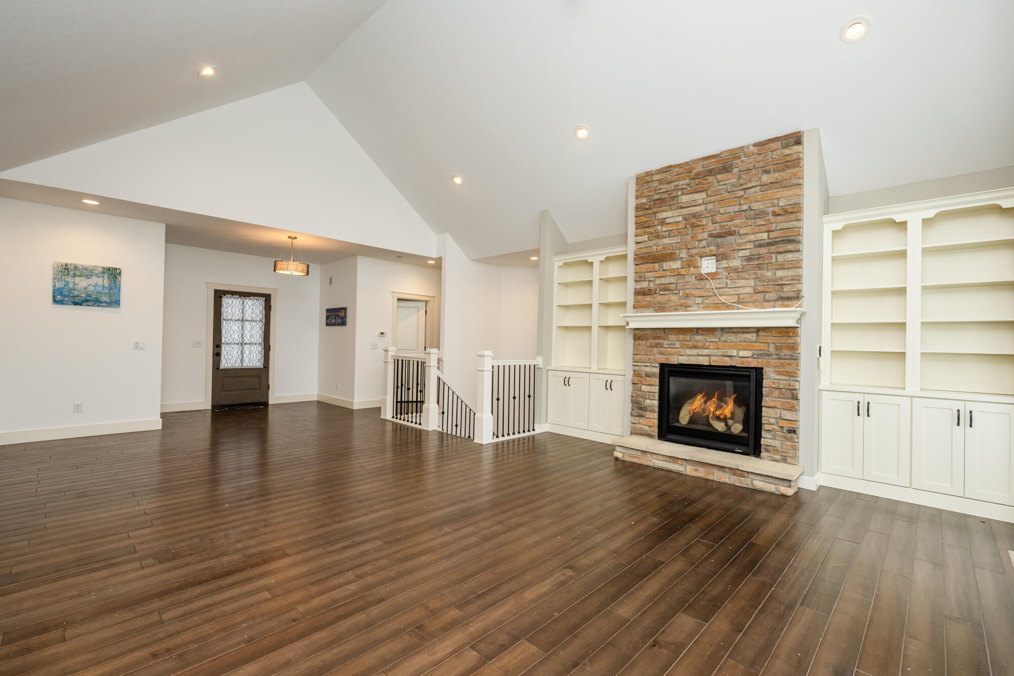 Berrien Springs, Michigan, 49103, United States, 4 Bedrooms Bedrooms, ,4 BathroomsBathrooms,Residential,For Sale,2005199