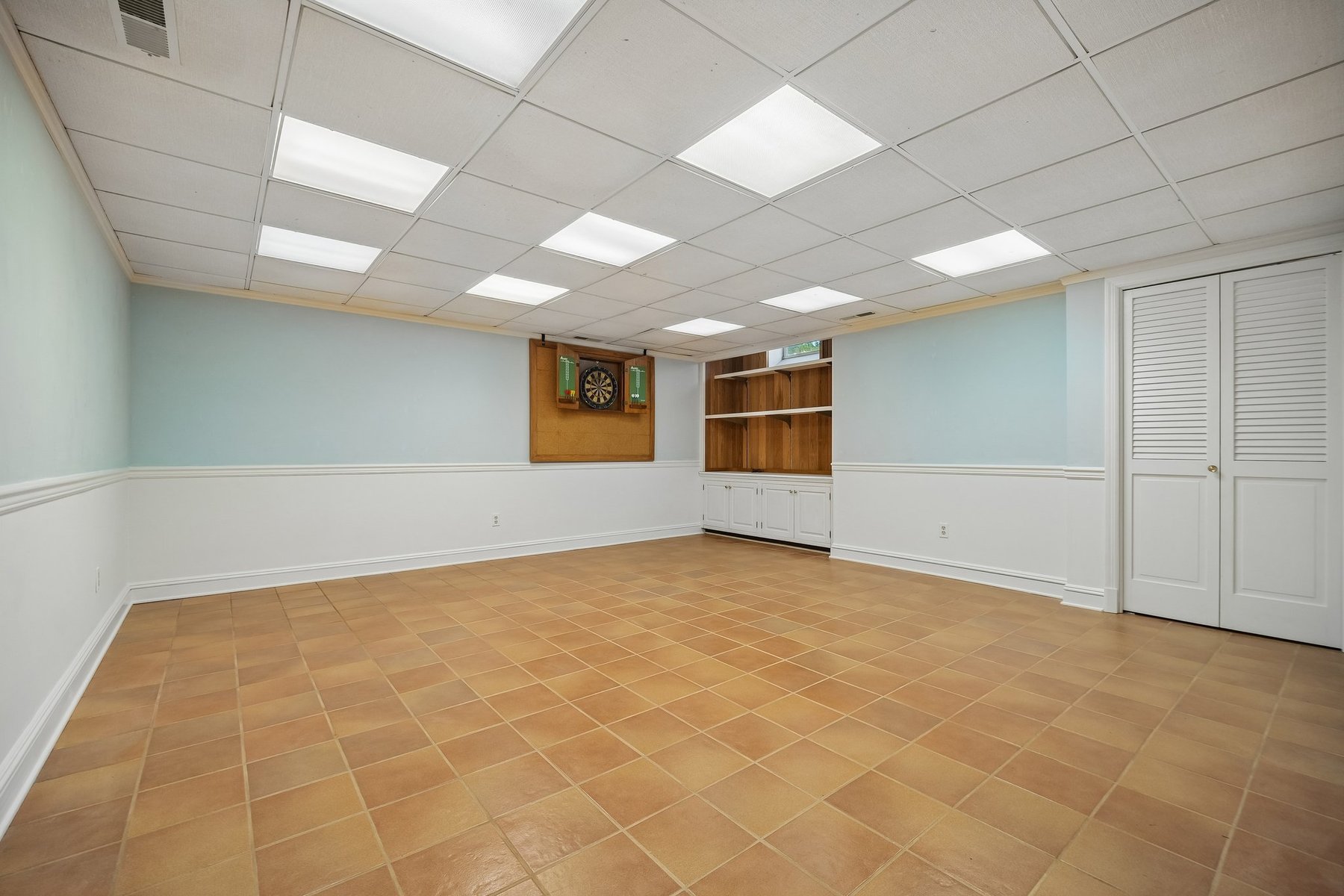  Beautifully Renovated Colonial is a Garden Lover