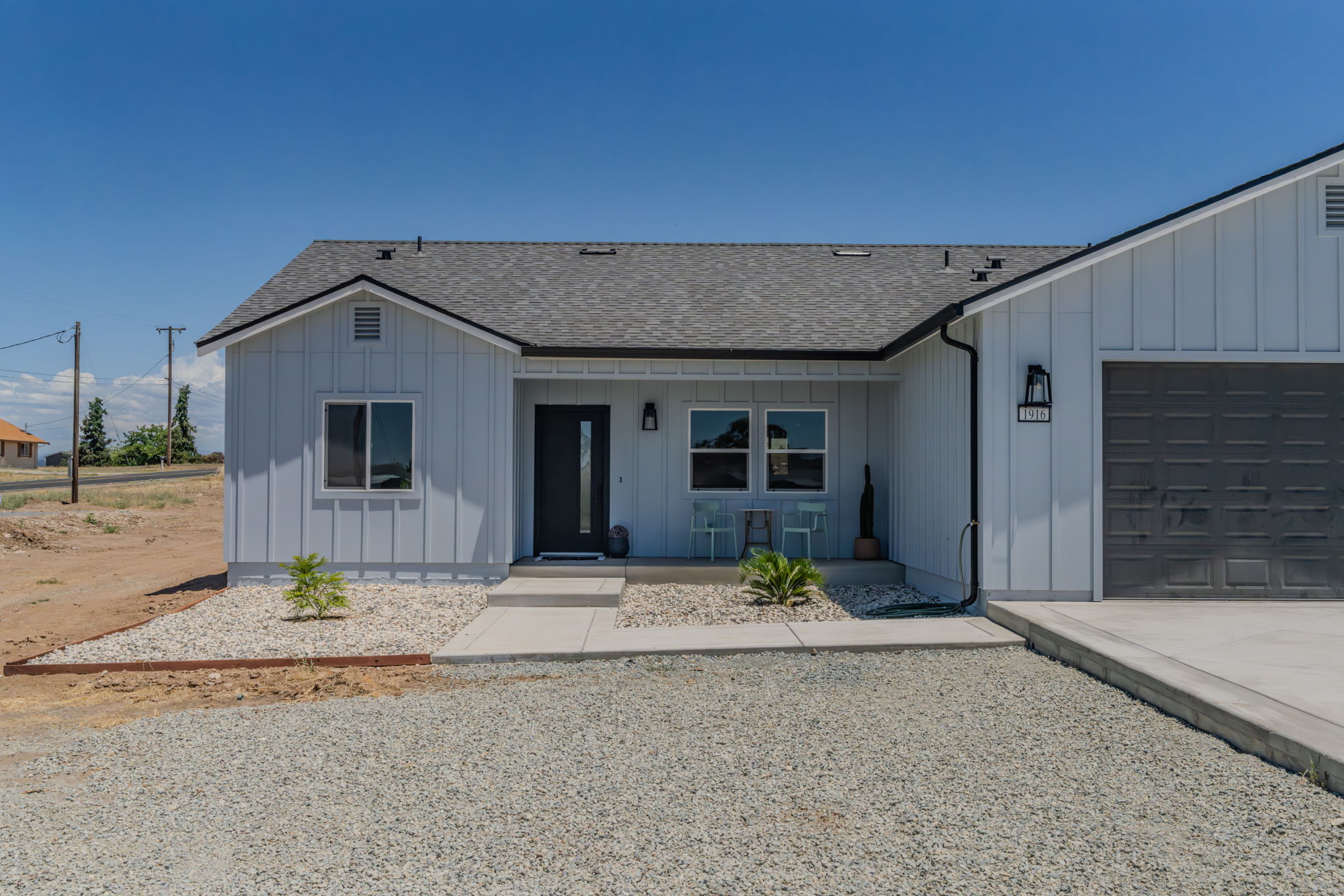  1916 Village Drive, Ione, CA 95640 - 物件實景