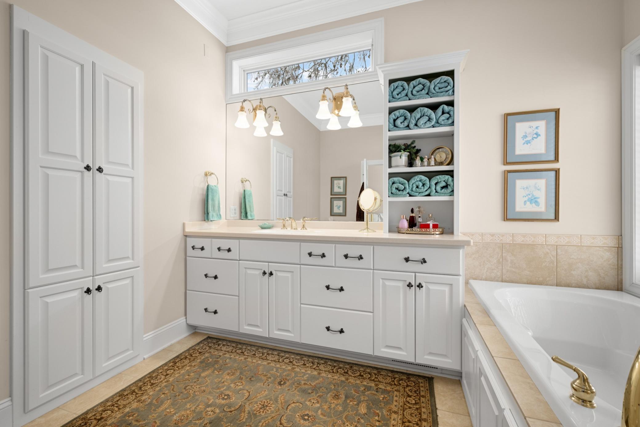 Prior Lake, Minnesota, 55372, United States, 4 Bedrooms Bedrooms, ,3 BathroomsBathrooms,Residential,For Sale,2003014