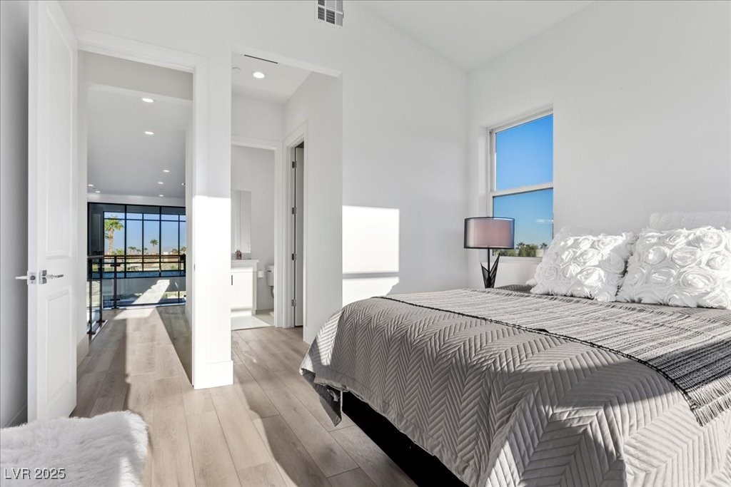 Las Vegas, Nevada, 89135, United States, 5 Bedrooms Bedrooms, ,6 BathroomsBathrooms,Residential,For Sale,1987610