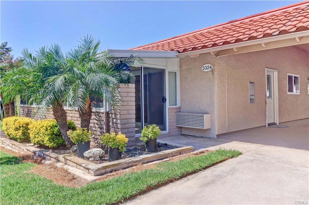 Laguna Woods, California, 92637, United States, 2 Bedrooms Bedrooms, ,1 BathroomBathrooms,Residential,For Sale,1927810