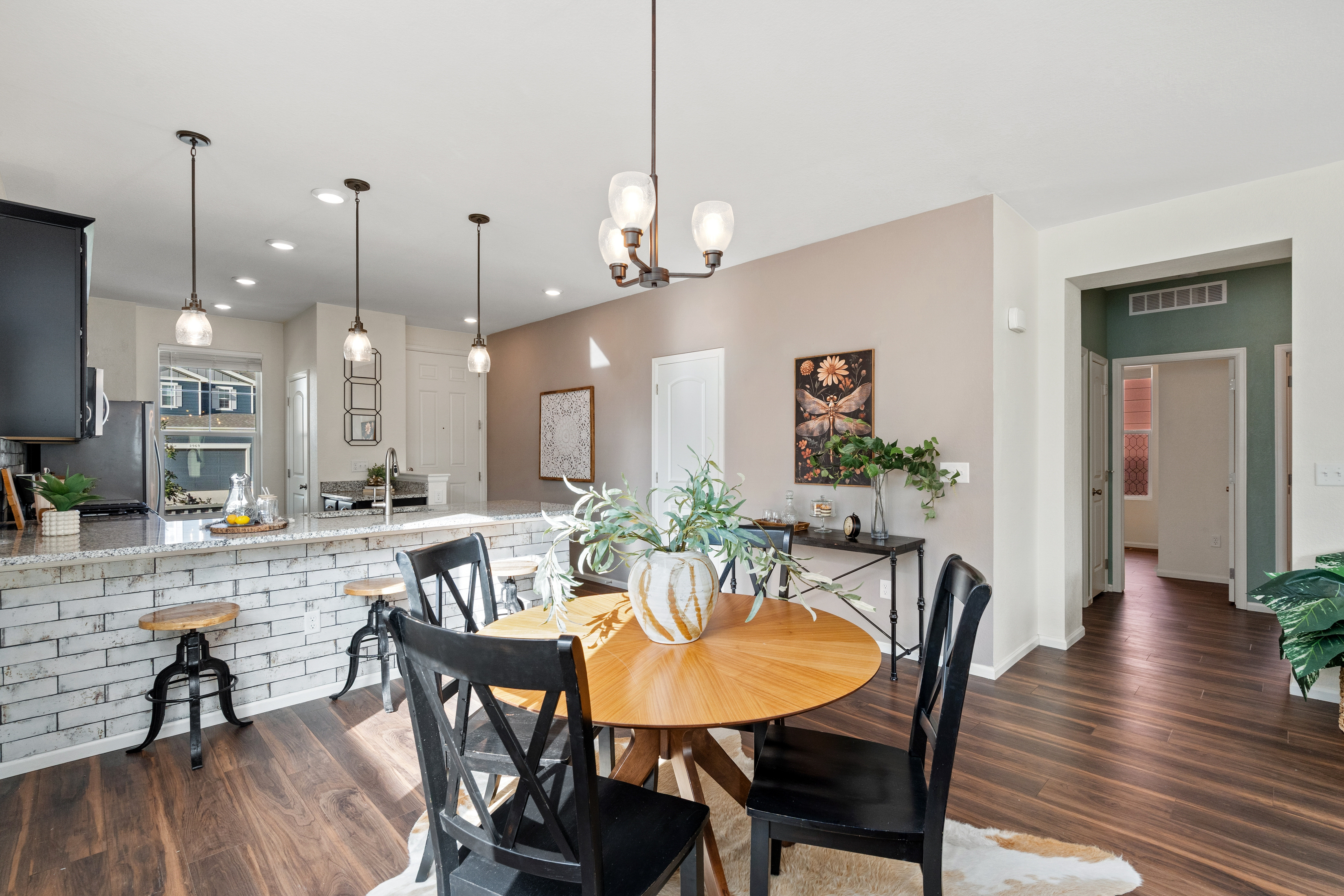  So Much to Love in This 2020-Built Loveland Ranch - 物件實景