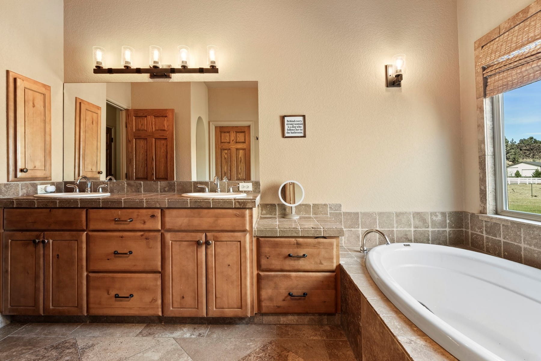  8955 NE 5th Street Terrebonne, OR 97760 - 物件實景