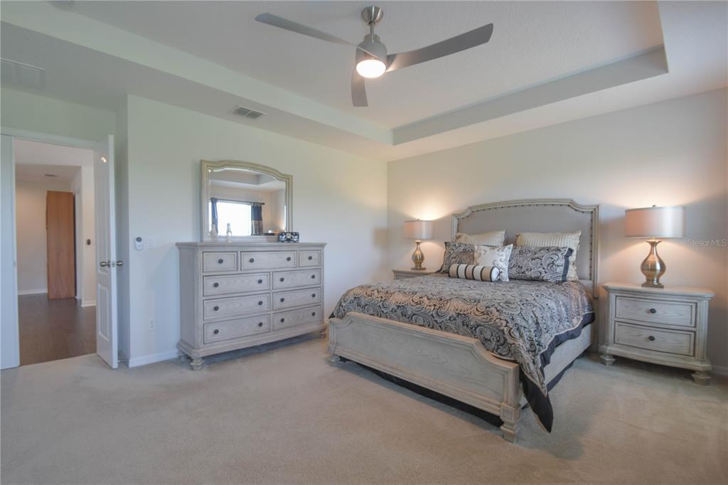 Apopka, Florida, 32703, United States, 4 Bedrooms Bedrooms, ,3 BathroomsBathrooms,Residential,For Sale,1828228