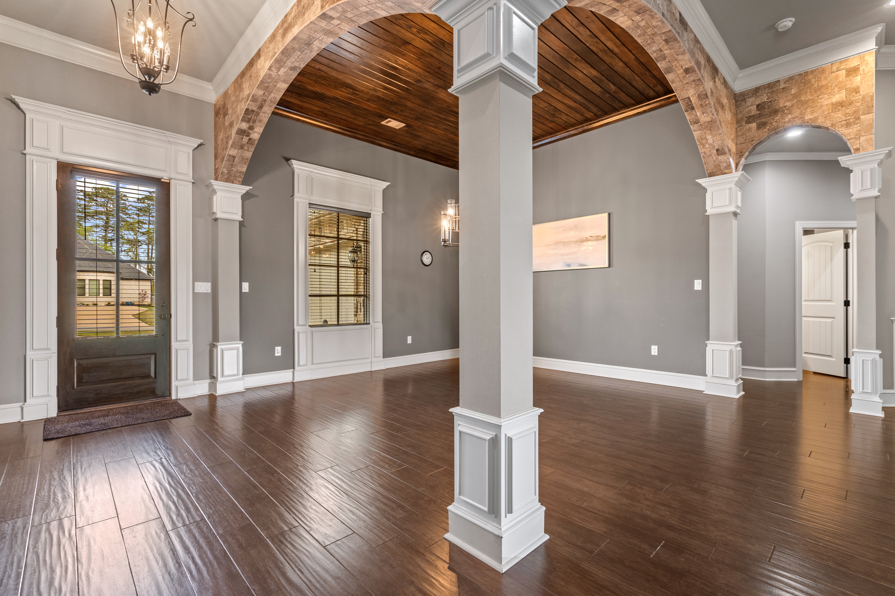 Hot Springs, Arkansas, 71901, United States, 4 Bedrooms Bedrooms, ,4 BathroomsBathrooms,Residential,For Sale,1760165