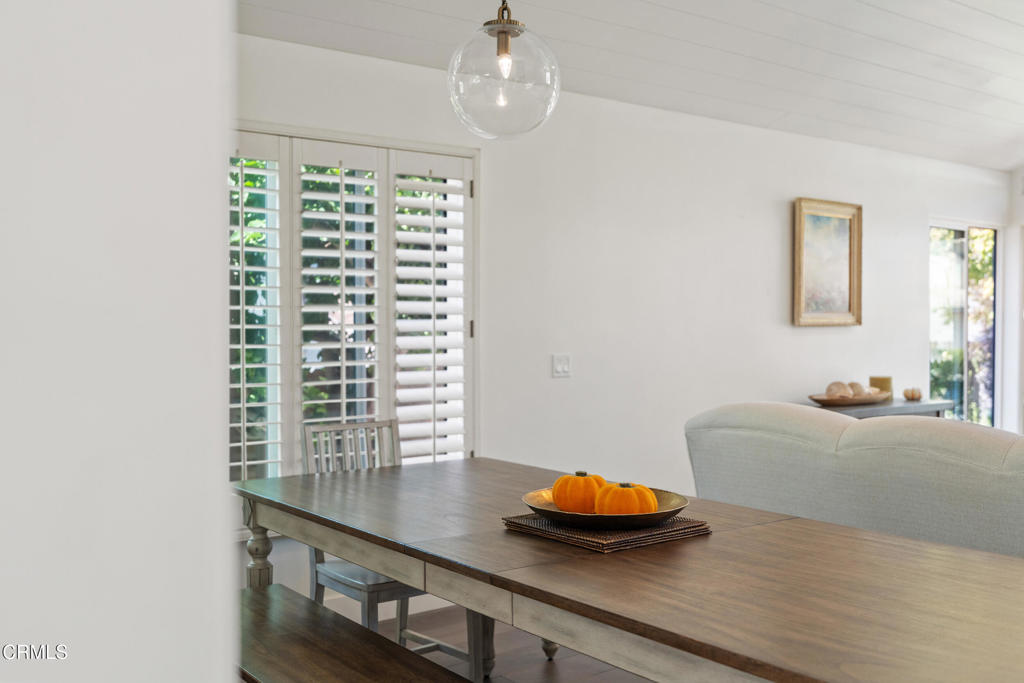 Thousand Oaks, California, 91360, United States, 4 Bedrooms Bedrooms, ,3 BathroomsBathrooms,Residential,For Sale,1974854