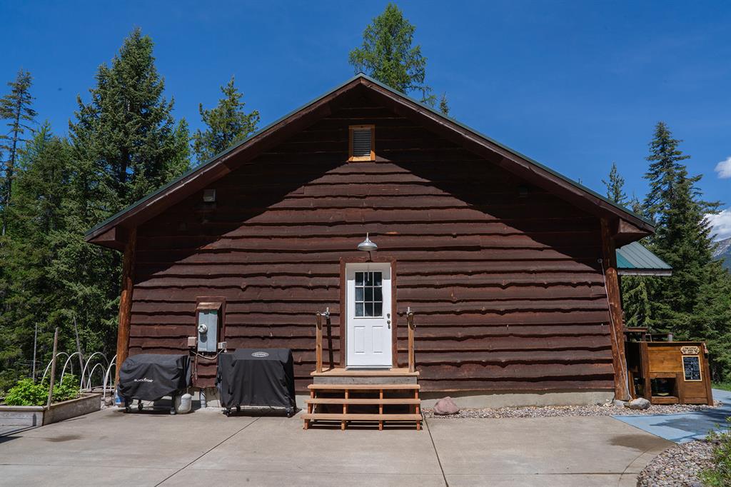 Kalispell, Montana, 59901, United States, 3 Bedrooms Bedrooms, ,3 BathroomsBathrooms,Residential,For Sale,2049347