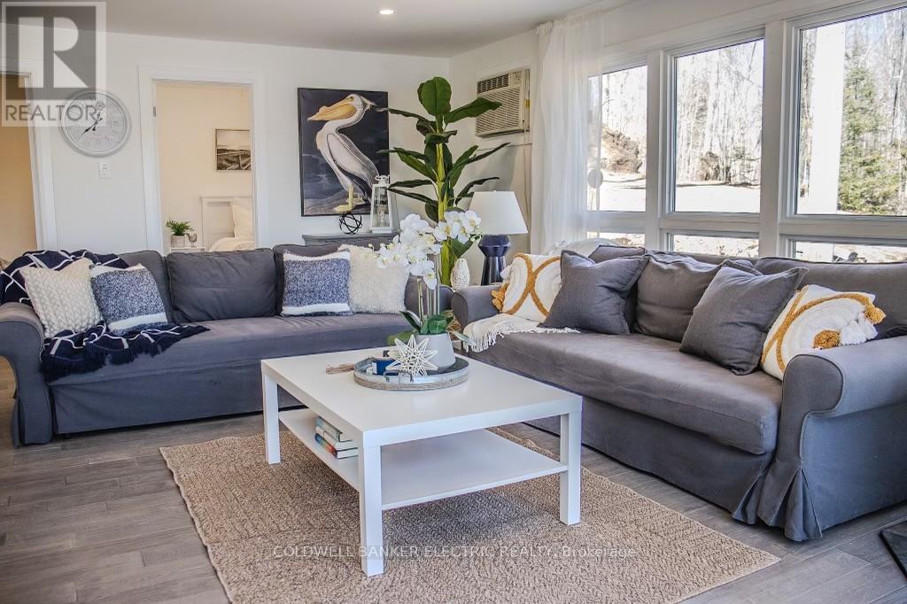TUDOR AND CASHEL (TUDOR WARD), Ontario, K0L 1W0, CA, 2 Bedrooms Bedrooms, ,1 BathroomBathrooms,Residential,For Sale,1892656
