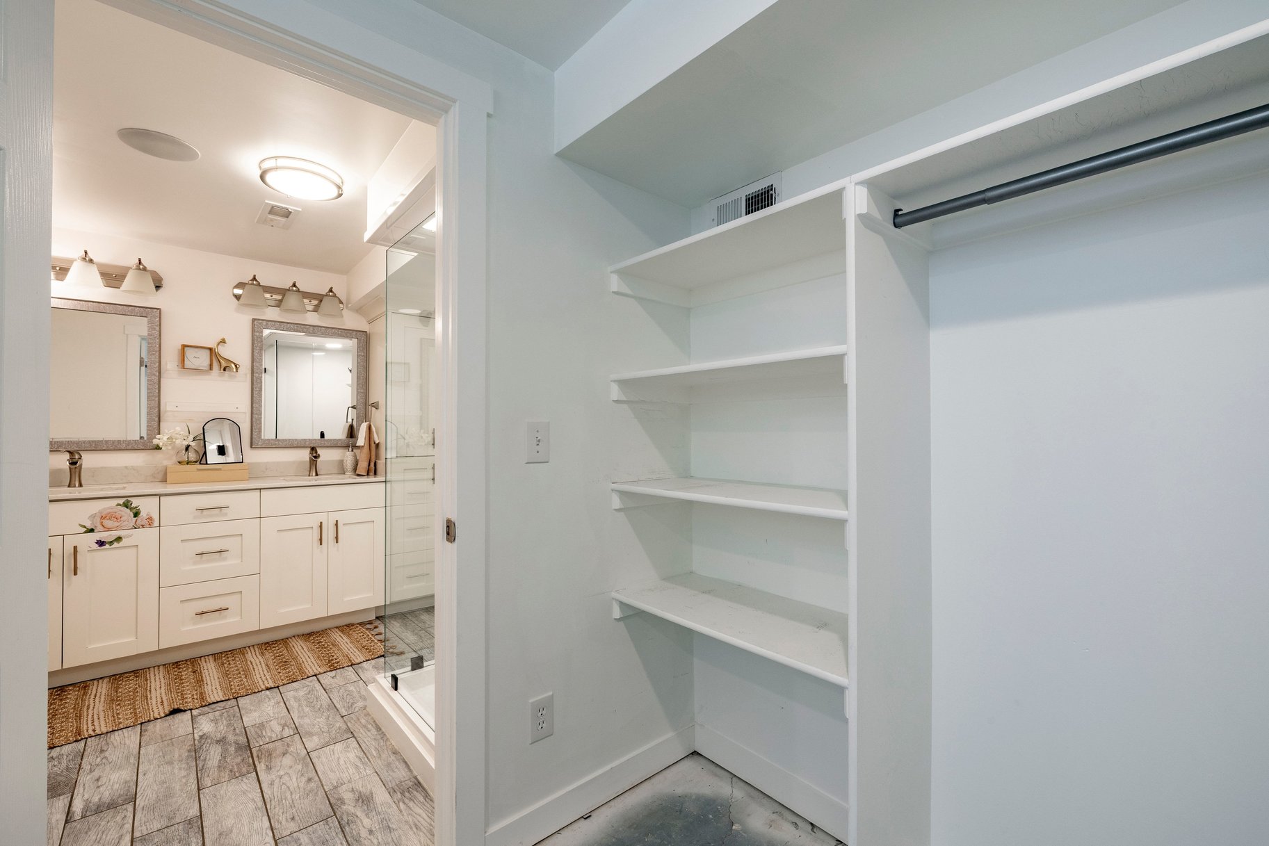  Updated Millcreek Home with Space to Make It Your Own - 物件實景