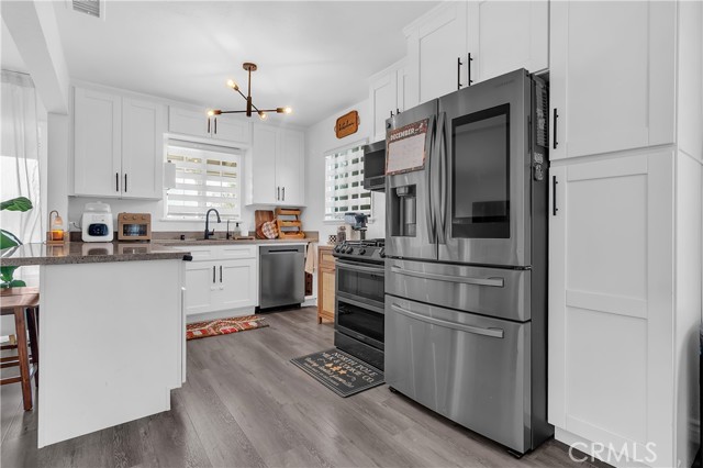 Downey, California, 90242, United States, 3 Bedrooms Bedrooms, ,2 BathroomsBathrooms,Residential,For Sale,2012006