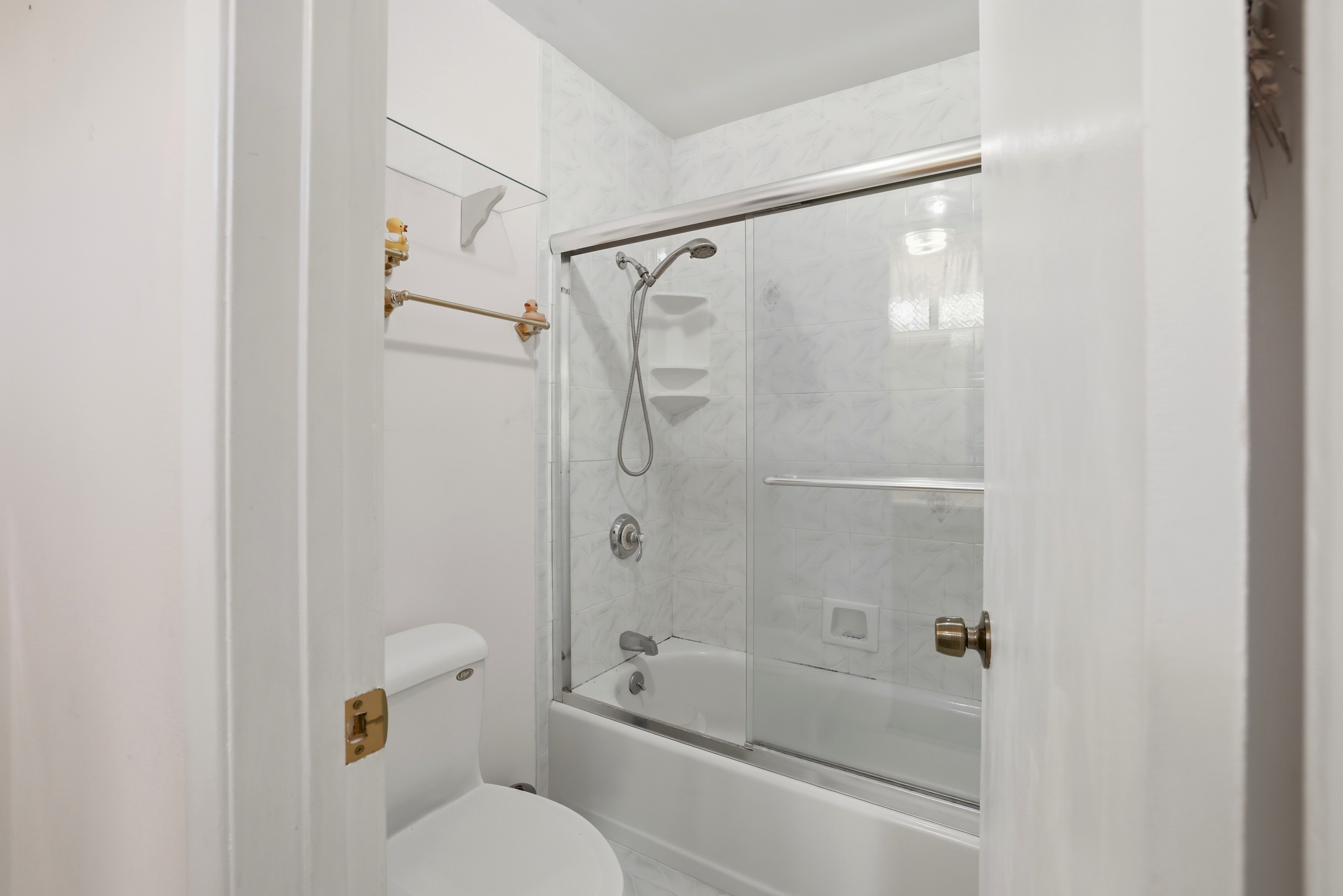  19402 Benfield Avenue, Cerritos, CA 90703 - 物件實景