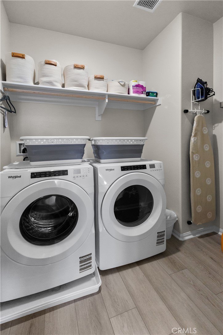 Redlands, California, 92374, United States, 3 Bedrooms Bedrooms, ,3 BathroomsBathrooms,Residential,For Sale,2005861