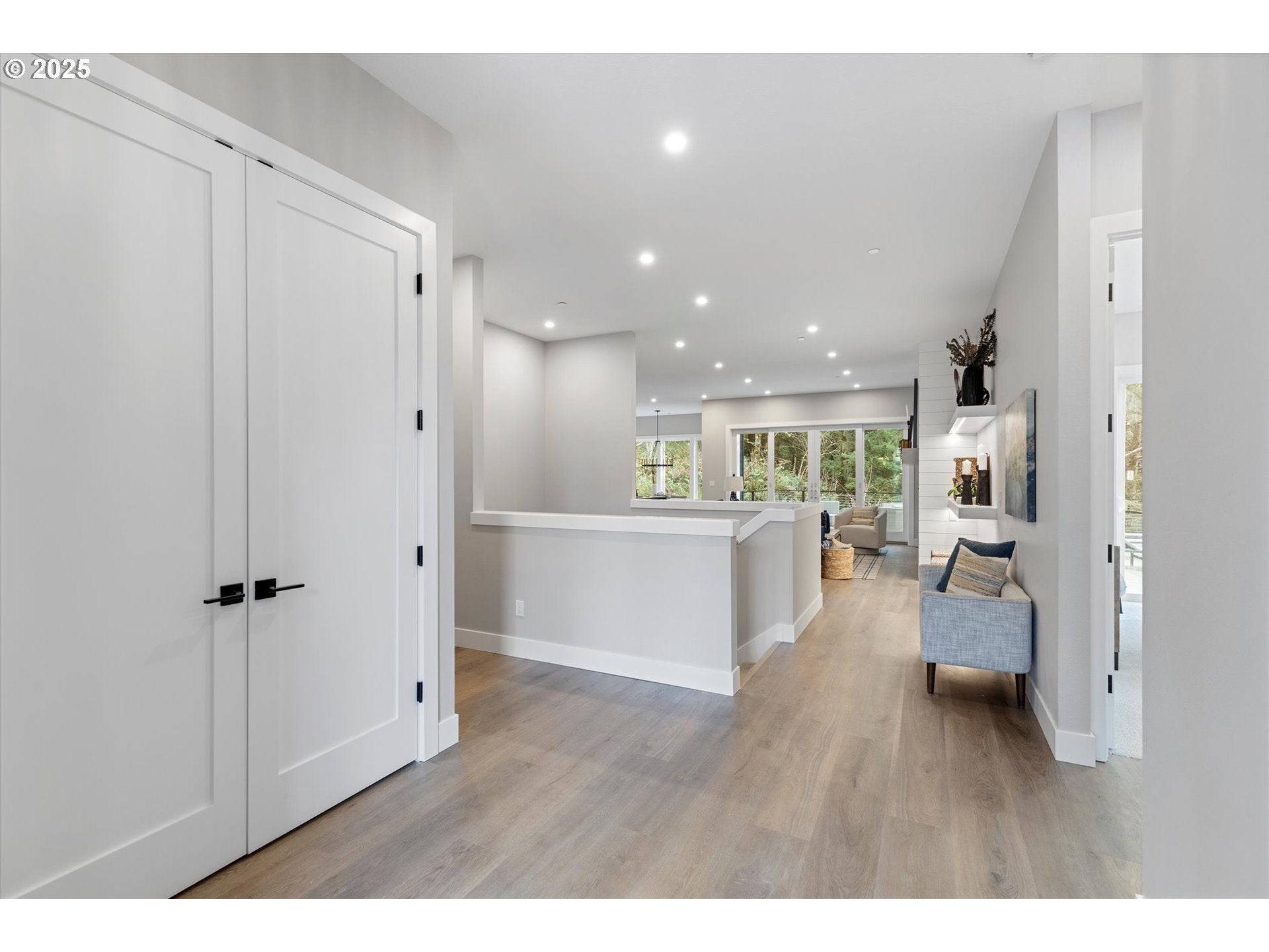 CannonBeach, Oregon, 97110, United States, 4 Bedrooms Bedrooms, ,4 BathroomsBathrooms,Residential,For Sale,2003076