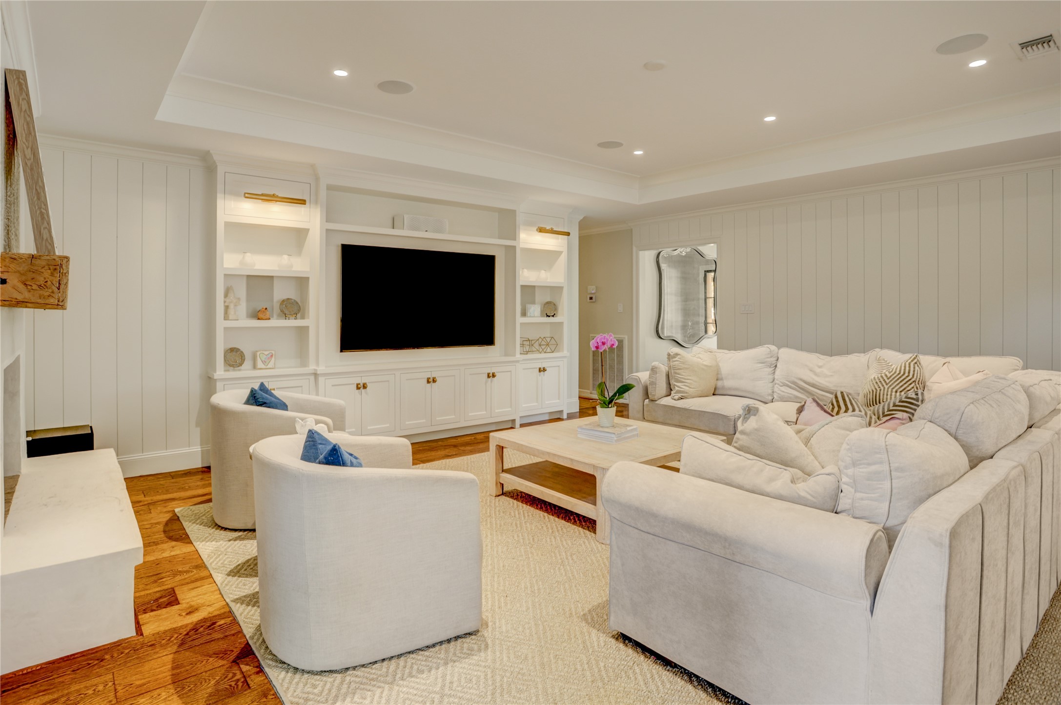  3007 Freshmeadows Drive - 物件實景