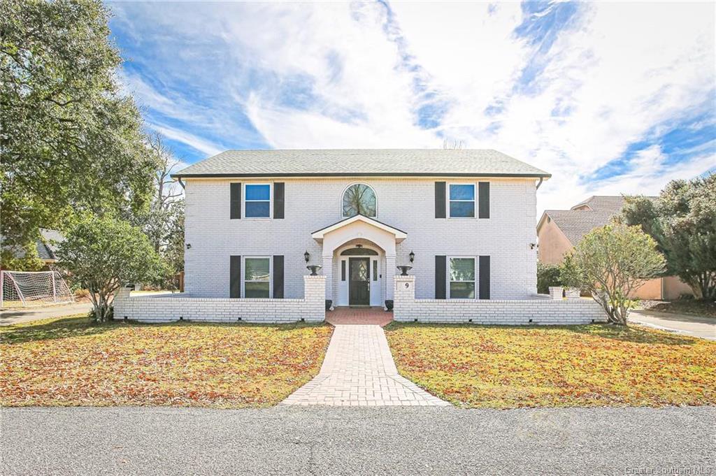 Lake Charles, Louisiana, 70605, United States, 5 Bedrooms Bedrooms, ,6 BathroomsBathrooms,Residential,For Sale,1974733