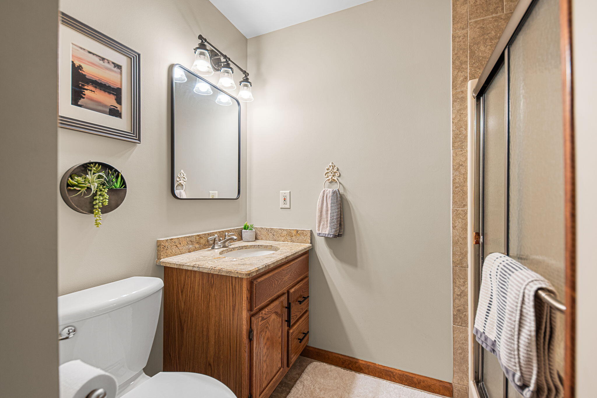 Valparaiso, Indiana, 46385, United States, 4 Bedrooms Bedrooms, ,1 BathroomBathrooms,Residential,For Sale,1956589