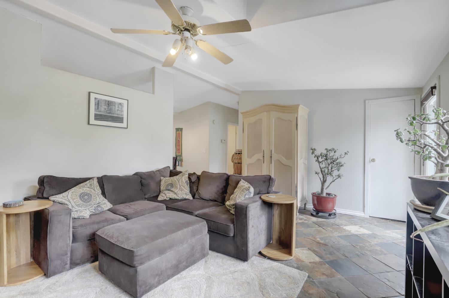 Nevada City, California, 95959, United States, 3 Bedrooms Bedrooms, ,2 BathroomsBathrooms,Residential,For Sale,1975020