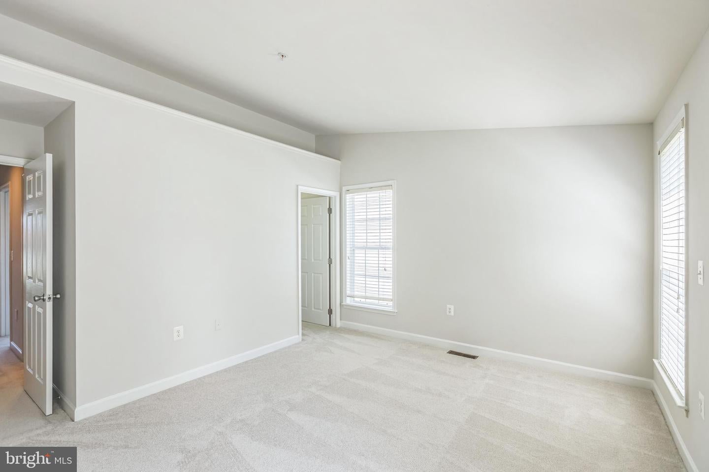 WASHINGTON, District of Columbia, 20019, United States, 3 Bedrooms Bedrooms, ,3 BathroomsBathrooms,Residential,For Sale,1869347