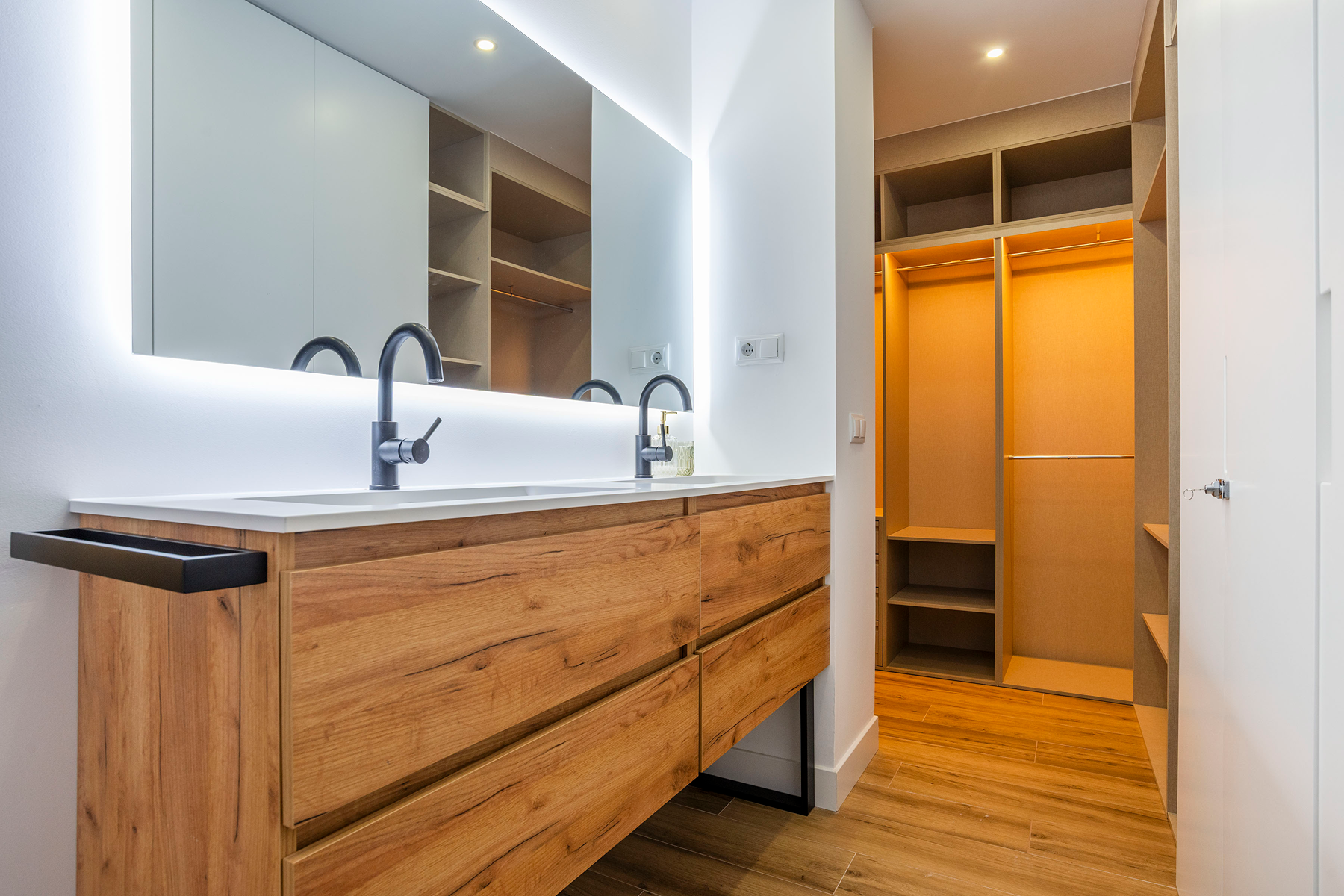  Bright renovated flat with 3 bedrooms and 2 bathrooms in Chamberí - 物件實景