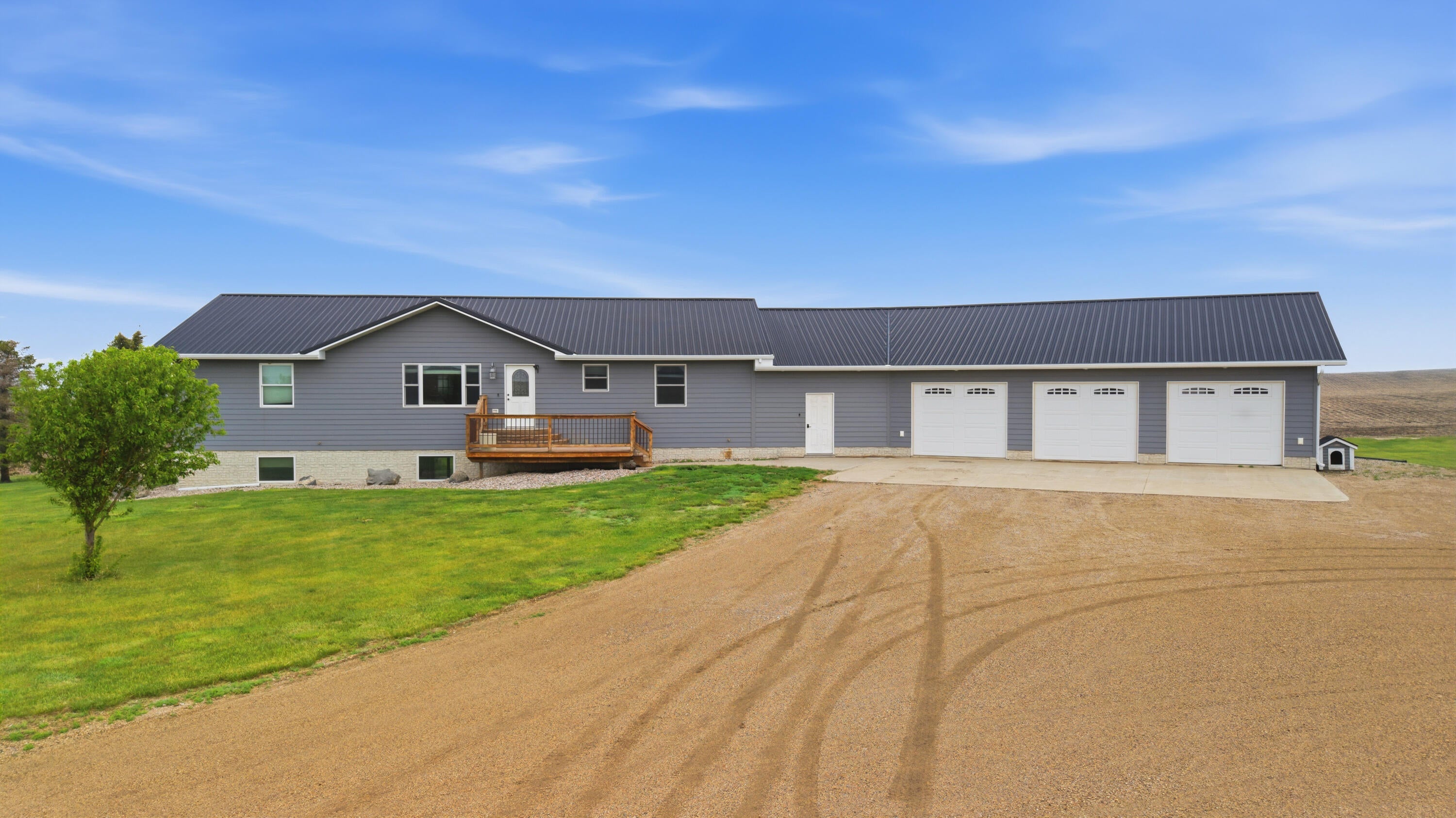 Selby, South Dakota, 57472, United States, 4 Bedrooms Bedrooms, ,Residential,For Sale,2049409
