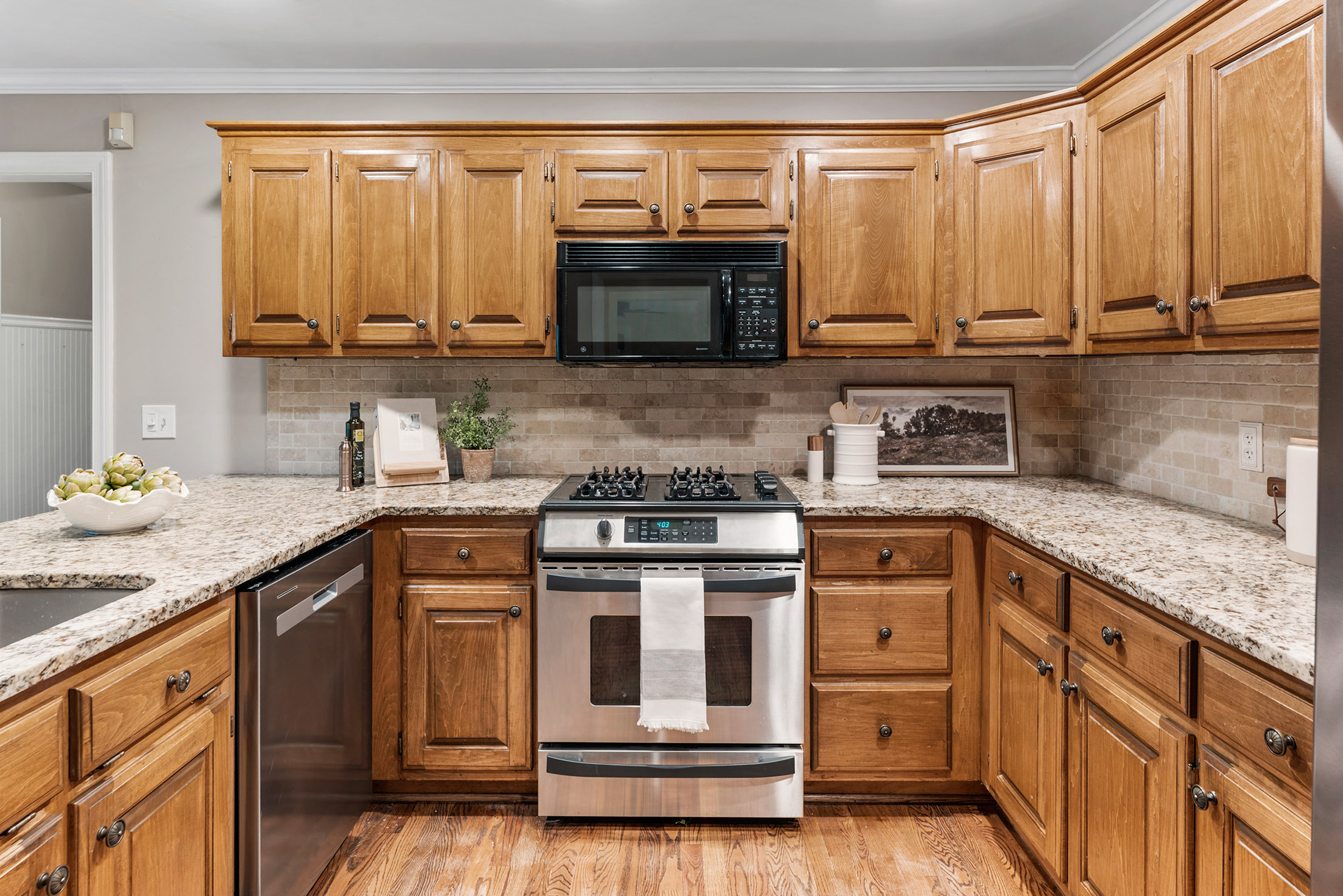  Andover North Home Blends Privacy and Convenience - 物件實景
