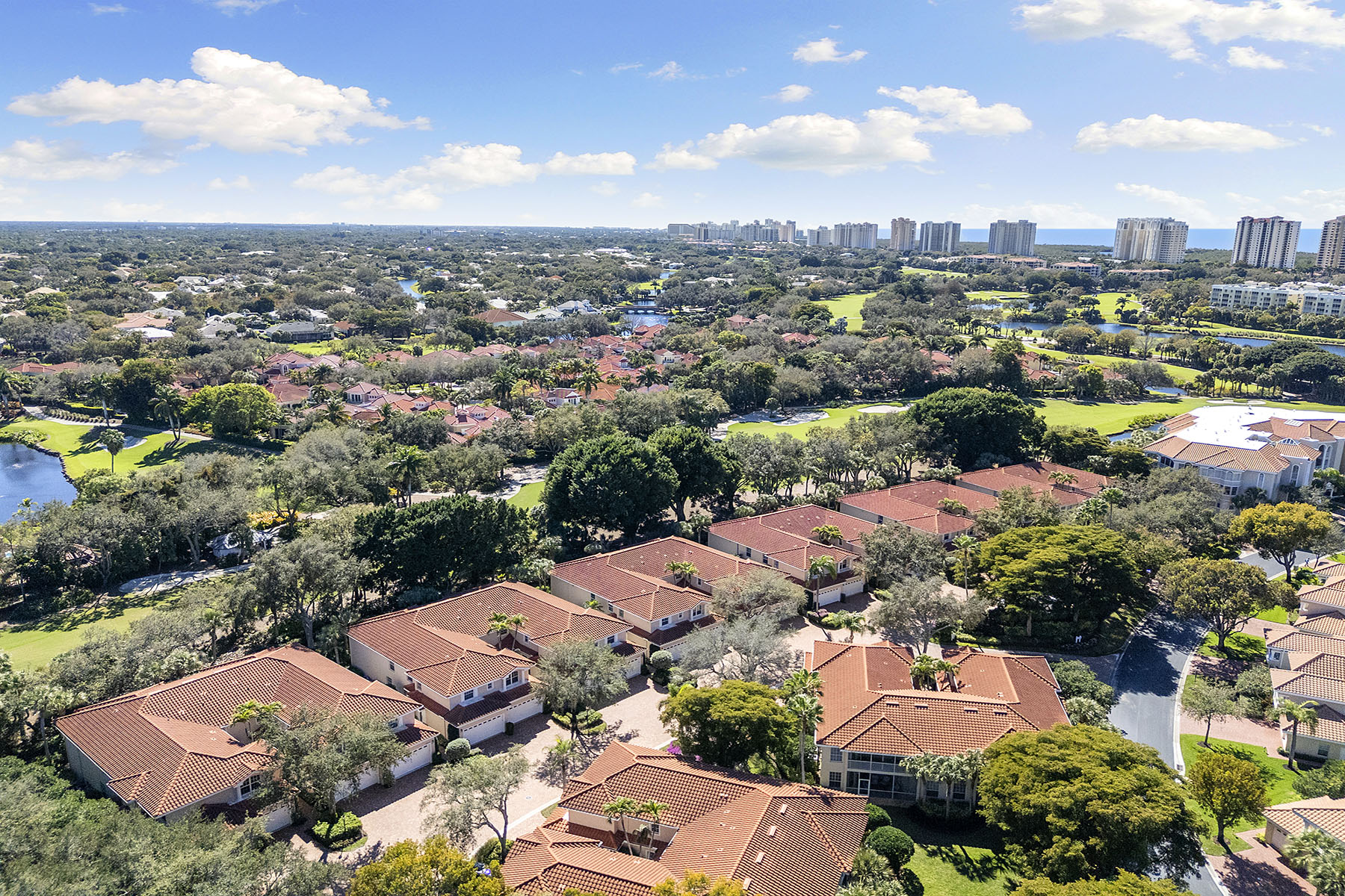  PELICAN BAY - COVINGTON ROW - 物件實景