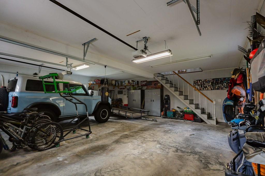 DALTON, Georgia, 30720, United States, 4 Bedrooms Bedrooms, ,4 BathroomsBathrooms,Residential,For Sale,2003034