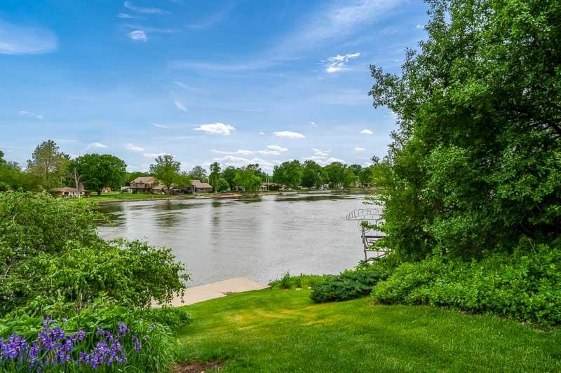 Machesney Park, Illinois, 61115, United States, 4 Bedrooms Bedrooms, ,5 BathroomsBathrooms,Residential,For Sale,2049063