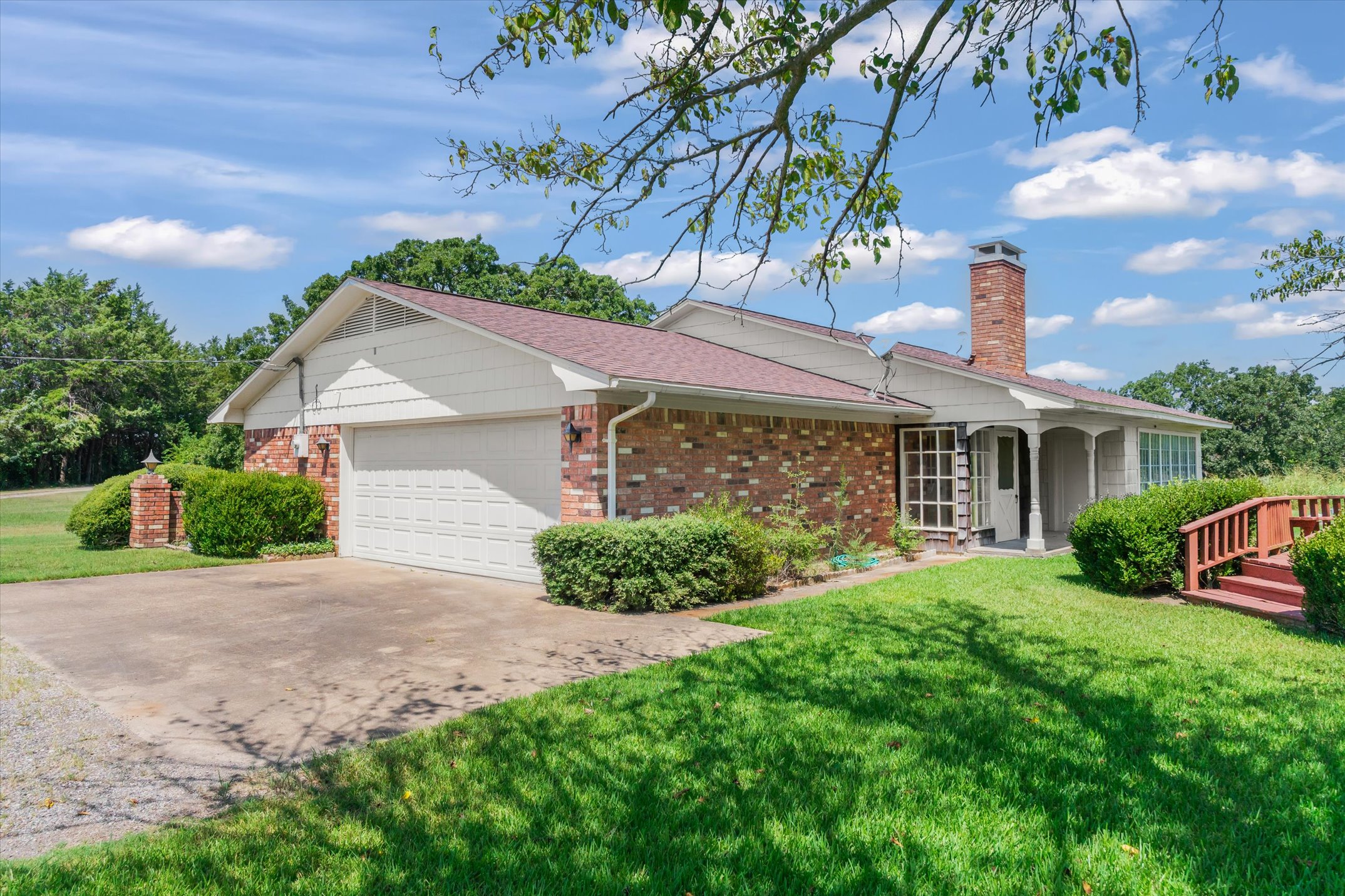 Wills Point, Texas, 75169, United States, 3 Bedrooms Bedrooms, ,3 BathroomsBathrooms,Residential,For Sale,1978262