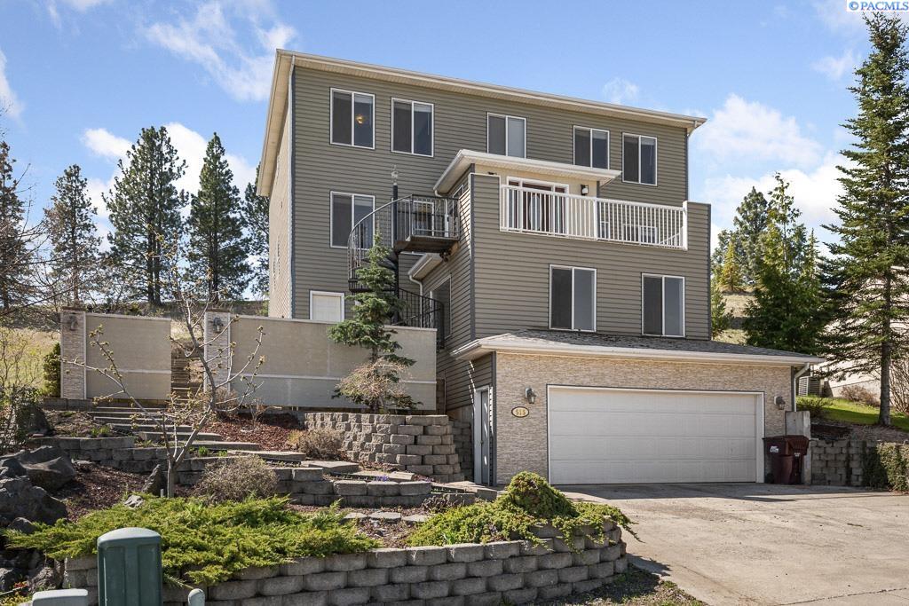 Pullman, Washington, 99163, United States, 4 Bedrooms Bedrooms, ,3 BathroomsBathrooms,Residential,For Sale,1777658