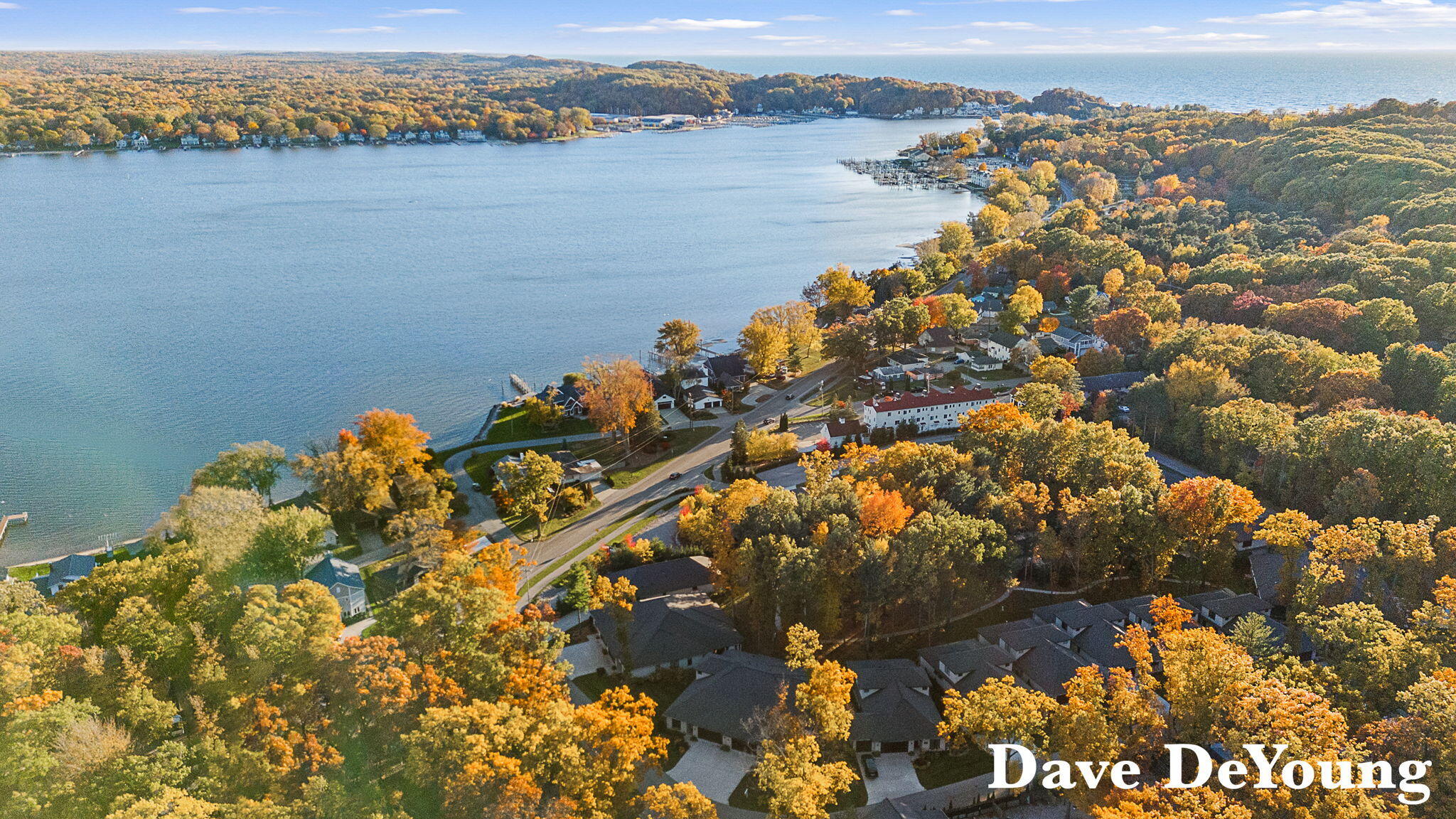 Holland, Michigan, 49424, United States, 3 Bedrooms Bedrooms, ,3 BathroomsBathrooms,Residential,For Sale,1986550