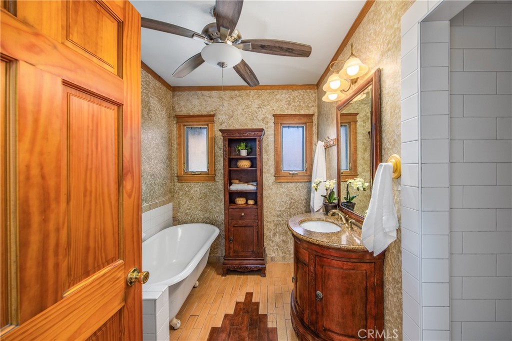 Riverside, California, 92506, United States, ,Residential,For Sale,1926260