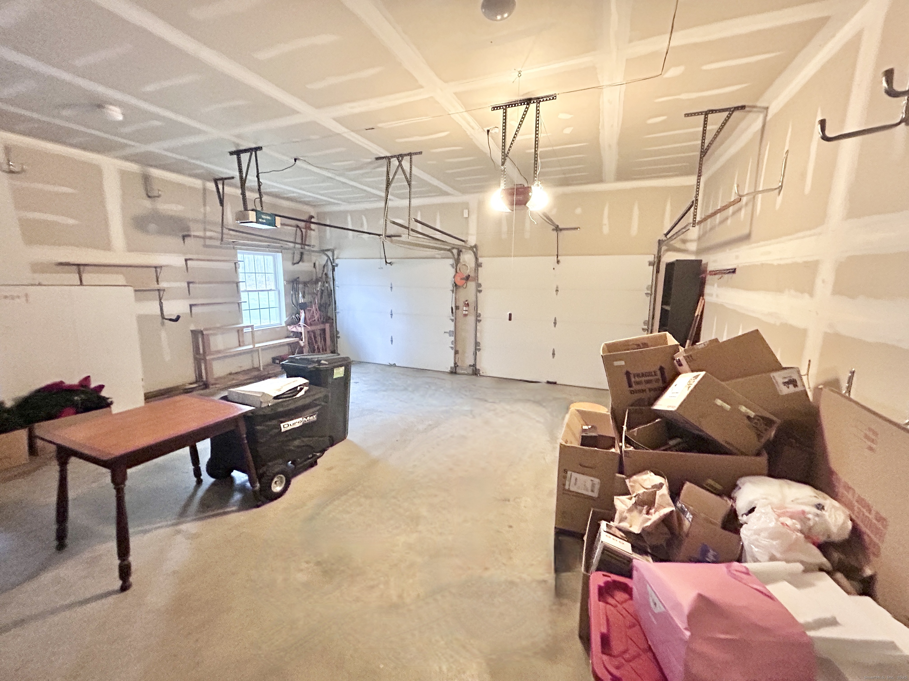 Oxford, Connecticut, 06478, United States, 4 Bedrooms Bedrooms, ,3 BathroomsBathrooms,Residential,For Sale,1993487