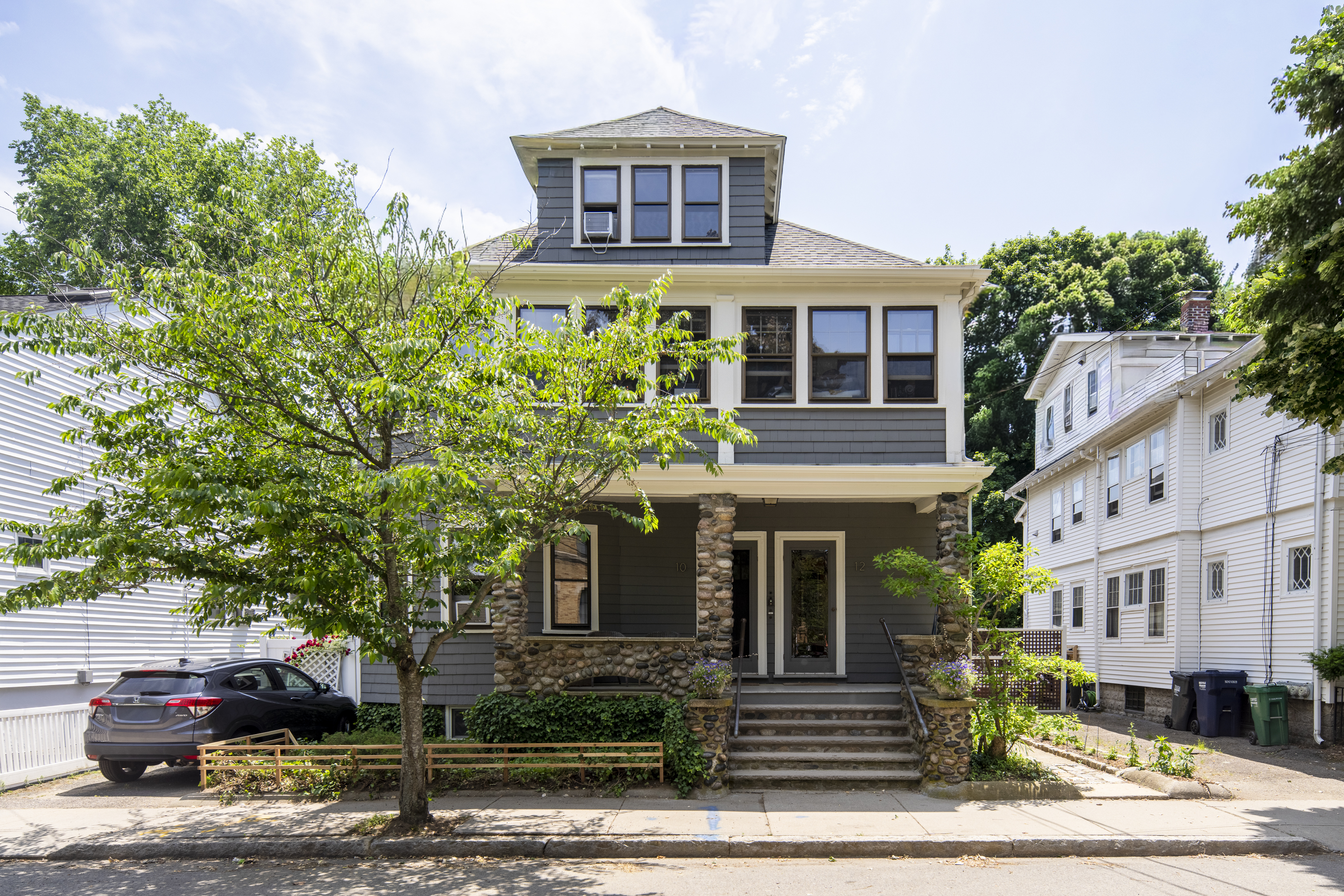  10-12 Notre Dame Avenue, Cambridge, MA, 02140 - 物件實景