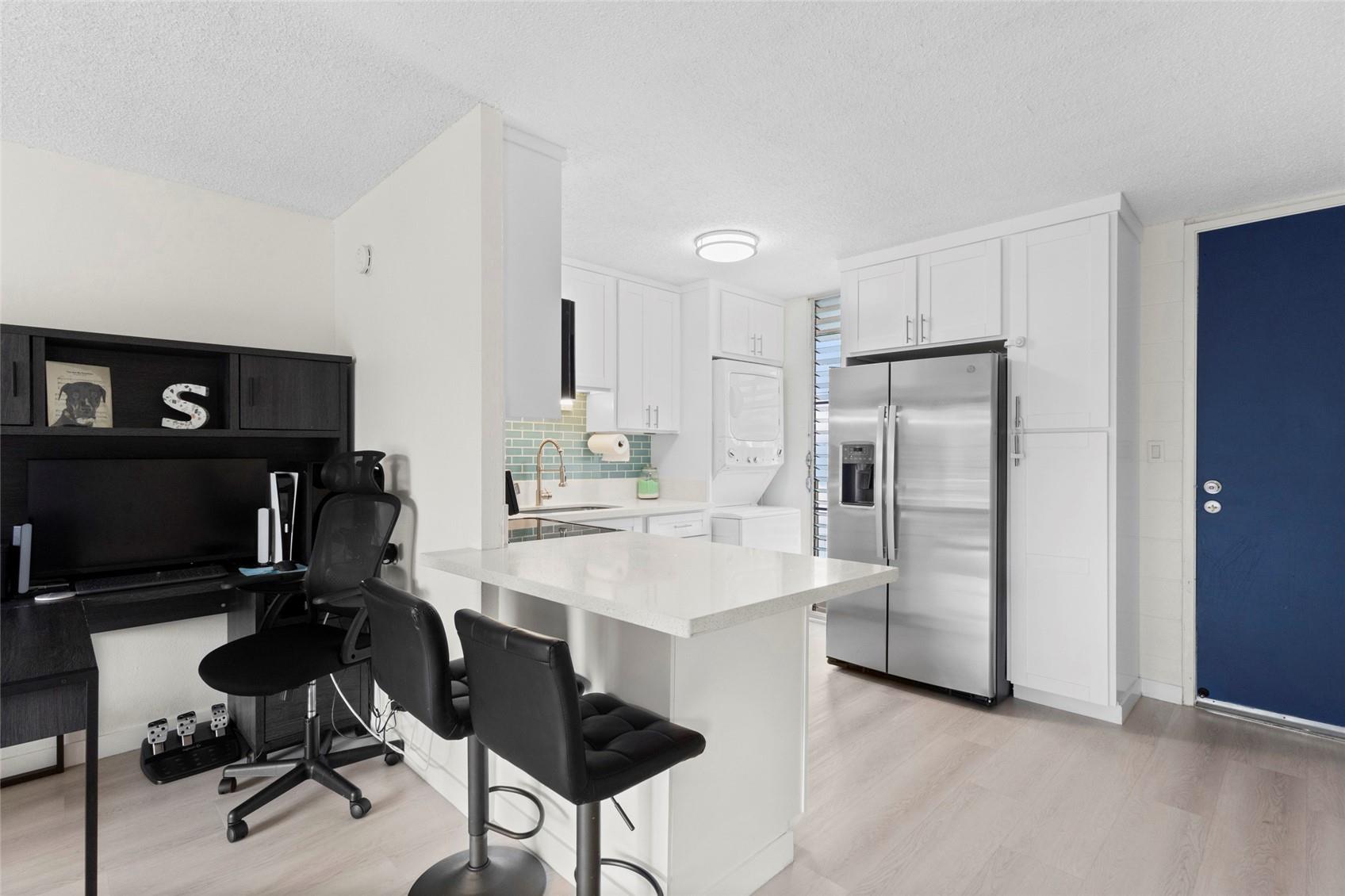 Mililani, Hawaii, 96789, United States, 3 Bedrooms Bedrooms, ,2 BathroomsBathrooms,Residential,For Sale,1938261