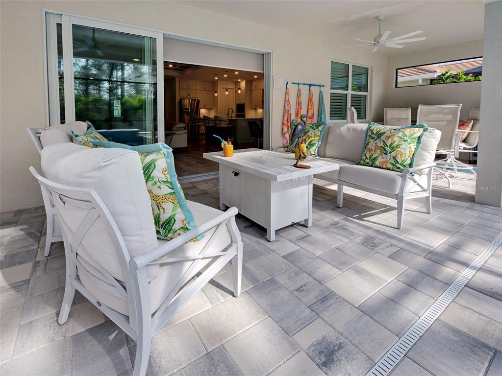 Nokomis, Florida, 34275, United States, 4 Bedrooms Bedrooms, ,3 BathroomsBathrooms,Residential,For Sale,2008819