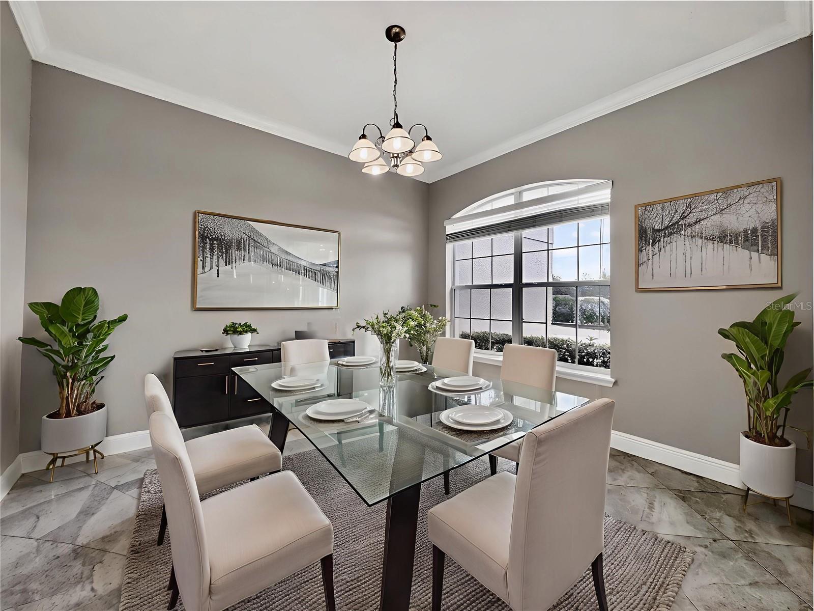 WINTER GARDEN, Florida, 34787, United States, 5 Bedrooms Bedrooms, ,3 BathroomsBathrooms,Residential,For Sale,1974111