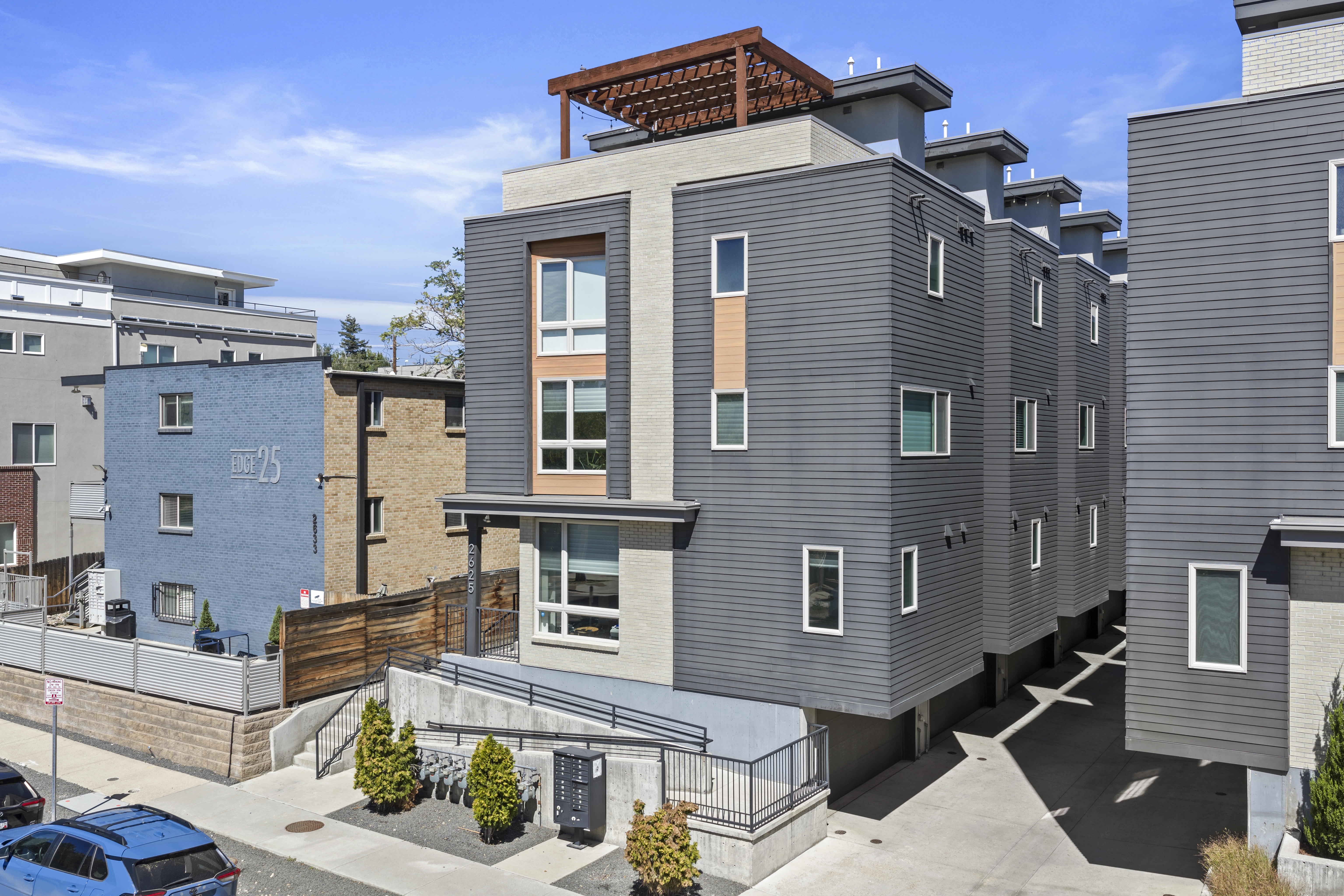  Welcome to Denver’s Highly Desirable Jefferson Park Neighborhood - 物件實景