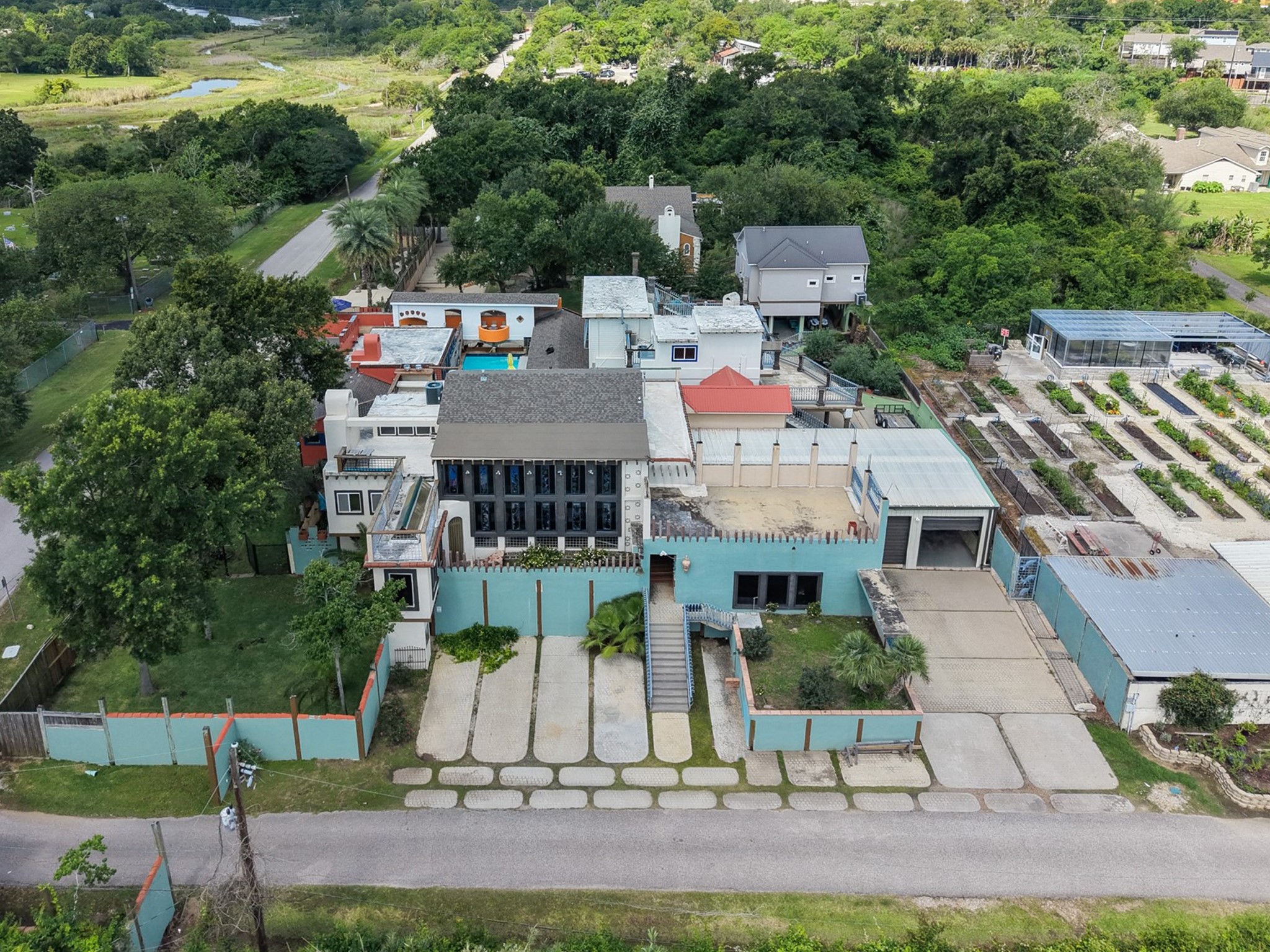  614 Pine Gully Road - 物件實景