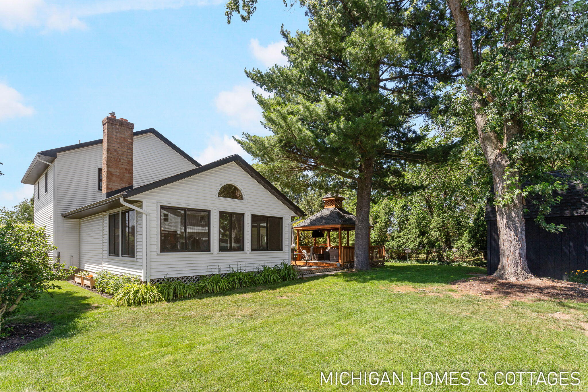 Jenison, Michigan, 49428, United States, 4 Bedrooms Bedrooms, ,3 BathroomsBathrooms,Residential,For Sale,1932274