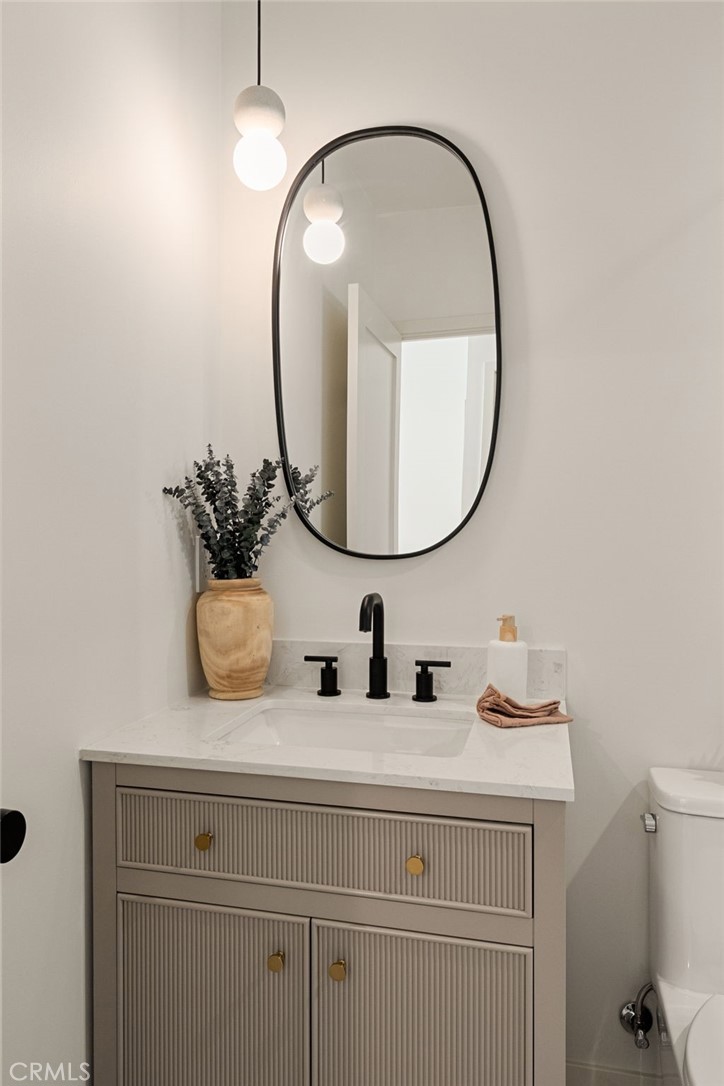 Valley Village, California, 91607, United States, 3 Bedrooms Bedrooms, ,3 BathroomsBathrooms,Residential,For Sale,2002294