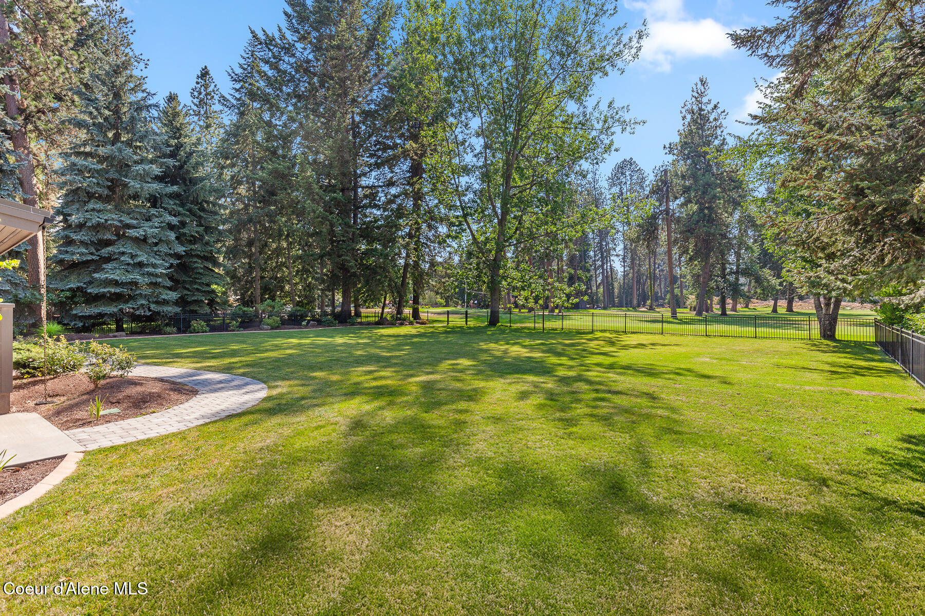 Hayden Lake, Idaho, 83835, United States, 4 Bedrooms Bedrooms, ,4 BathroomsBathrooms,Residential,For Sale,1984036