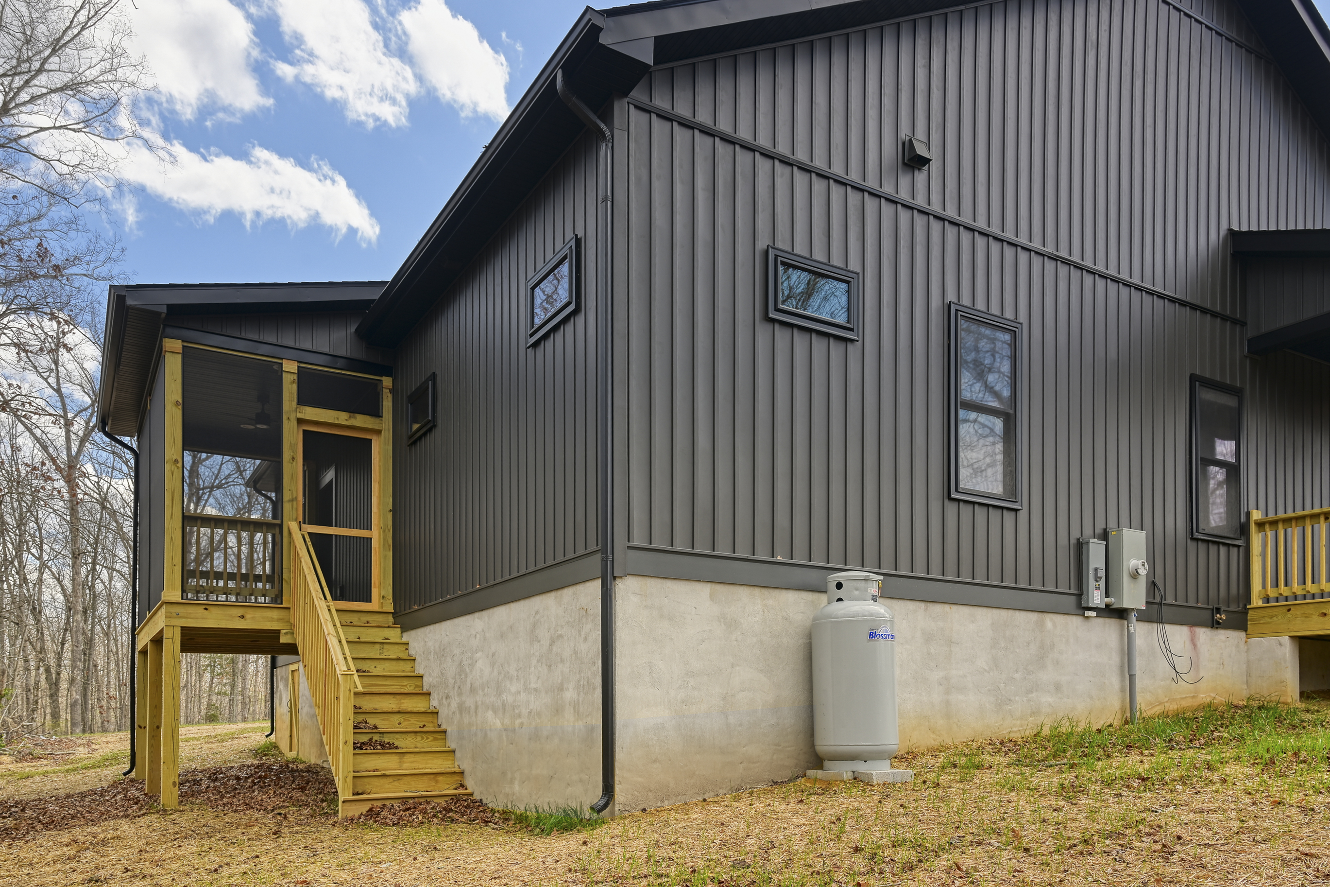  295 Equestrian Landing Trail, Bumpass, VA 23024 - 物件實景