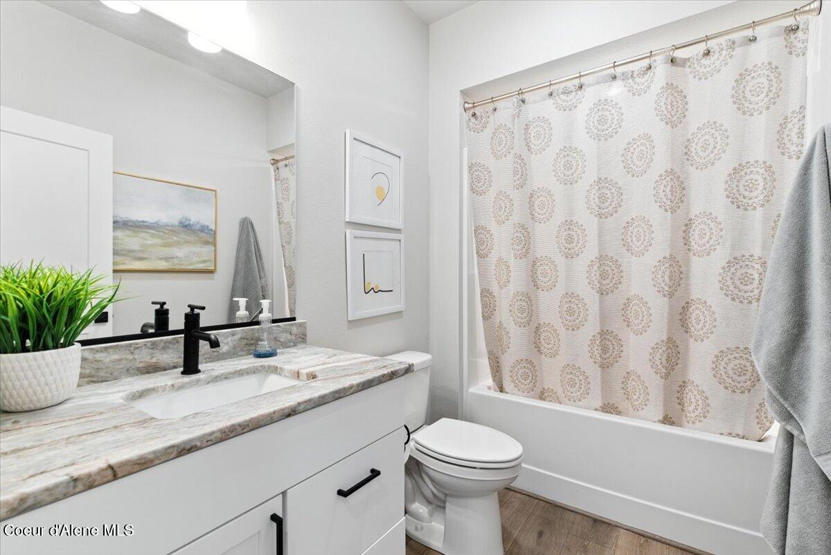 Coeur d'Alene, Idaho, 83815, United States, 4 Bedrooms Bedrooms, ,3 BathroomsBathrooms,Residential,For Sale,2009253