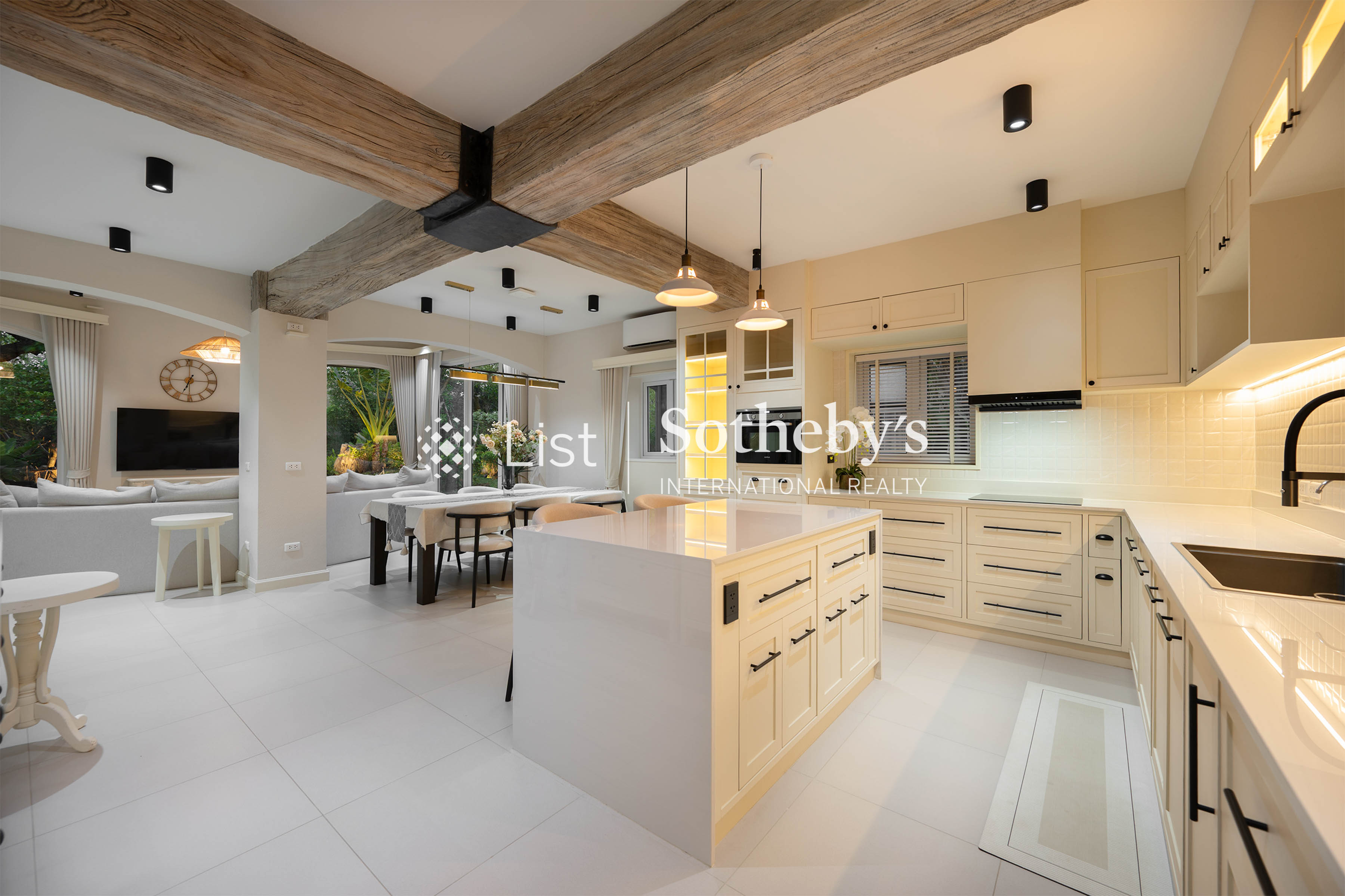  Creative Family Villa in North Cha-Am Featuring Gym, Office & Rock Wall - 物件實景
