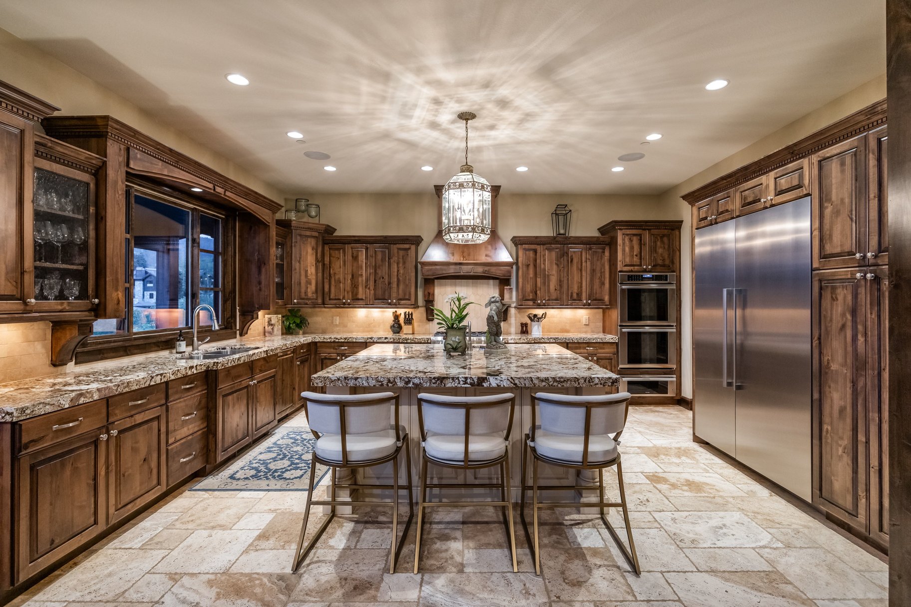  Luxury Custom Home in the Coveted Woods of Parleys Lane - 物件實景