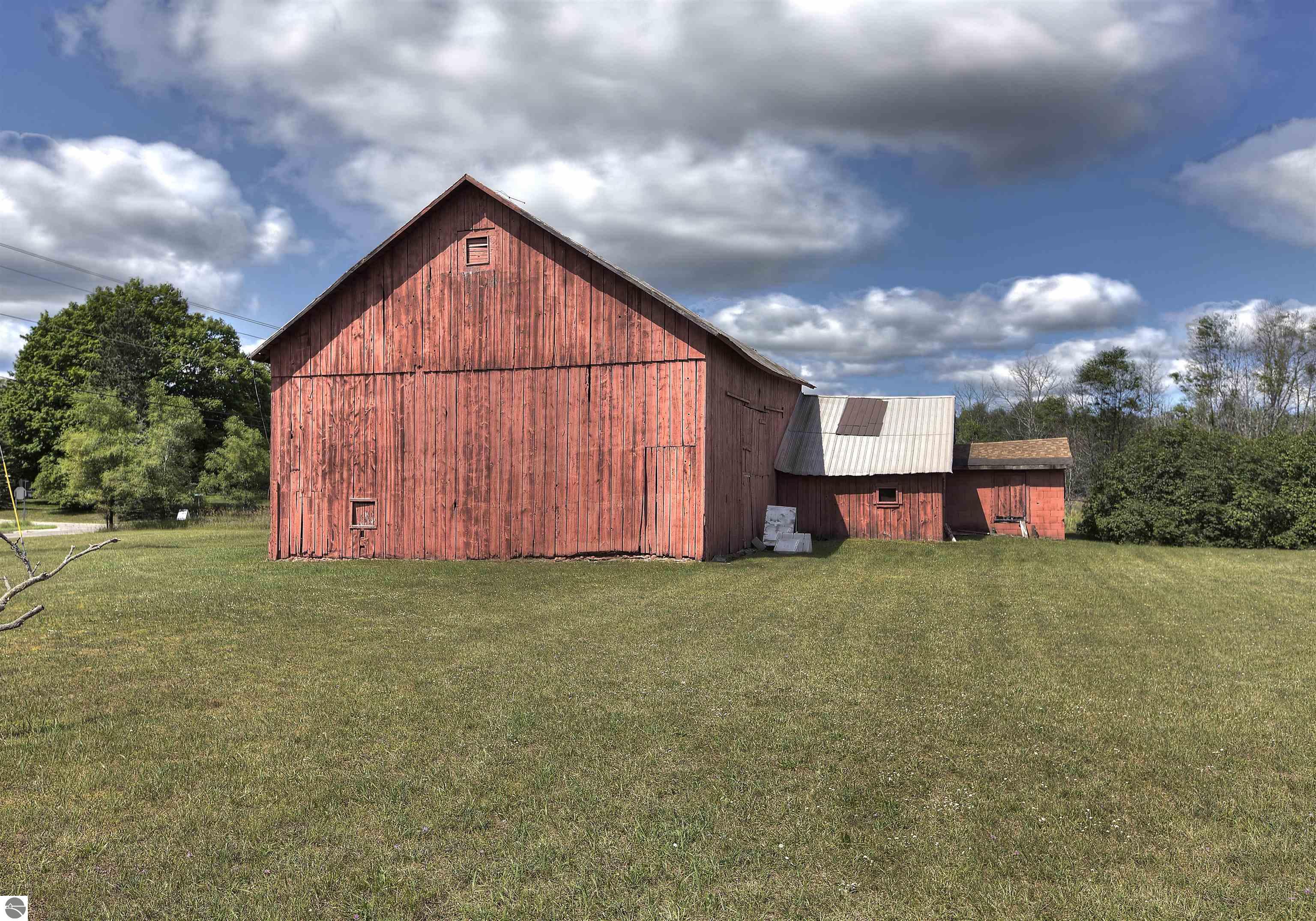Interlochen, Michigan, 49643, United States, 5 Bedrooms Bedrooms, ,2 BathroomsBathrooms,Residential,For Sale,1896327
