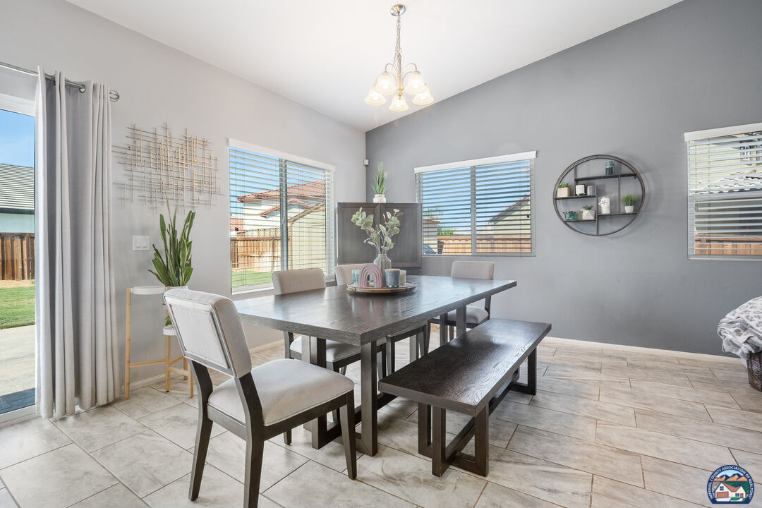 Imperial, California, 92251, United States, 4 Bedrooms Bedrooms, ,2 BathroomsBathrooms,Residential,For Sale,1969565